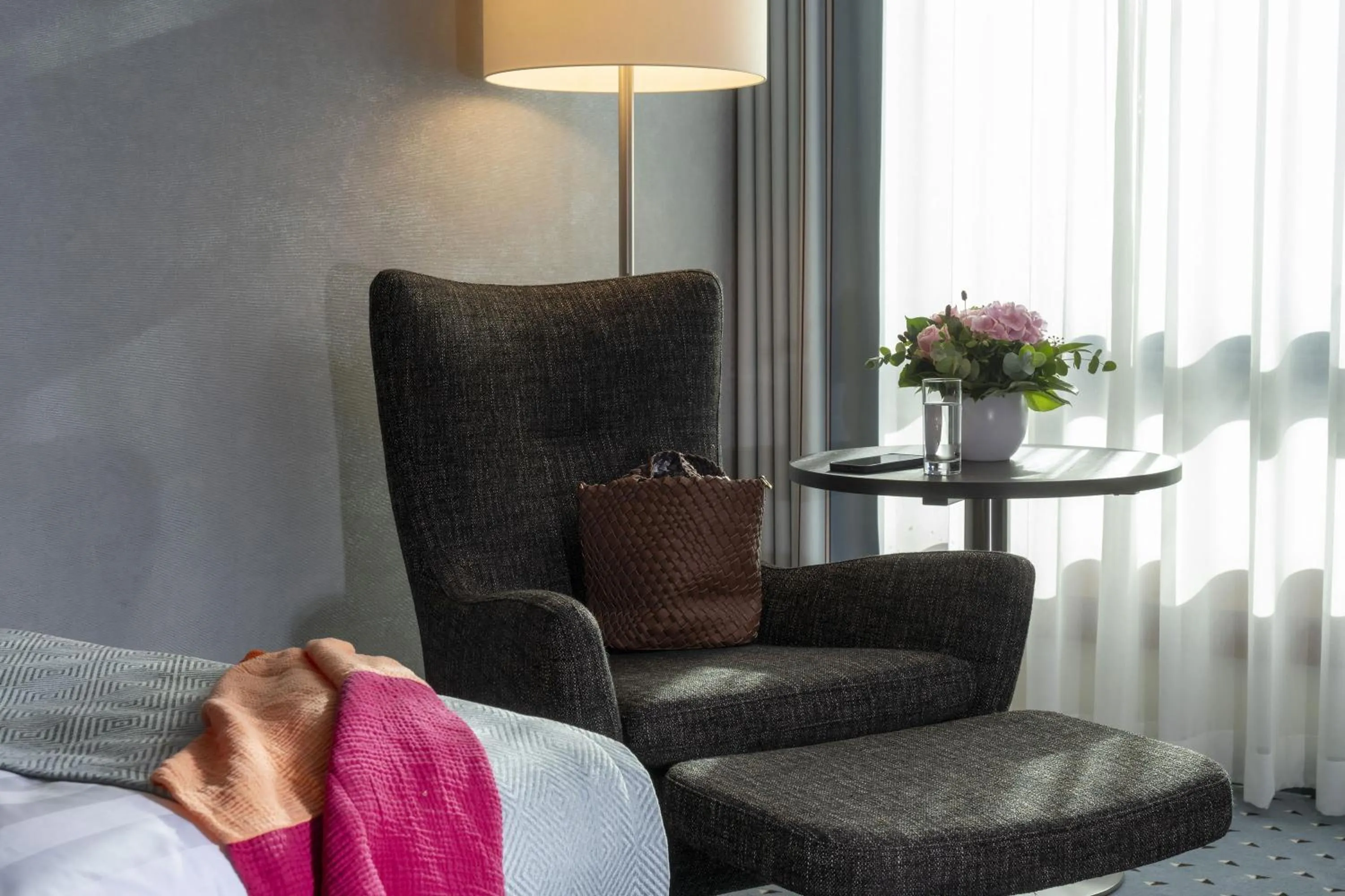 Photo of the whole room, Bed in Maritim Hotel Bremen