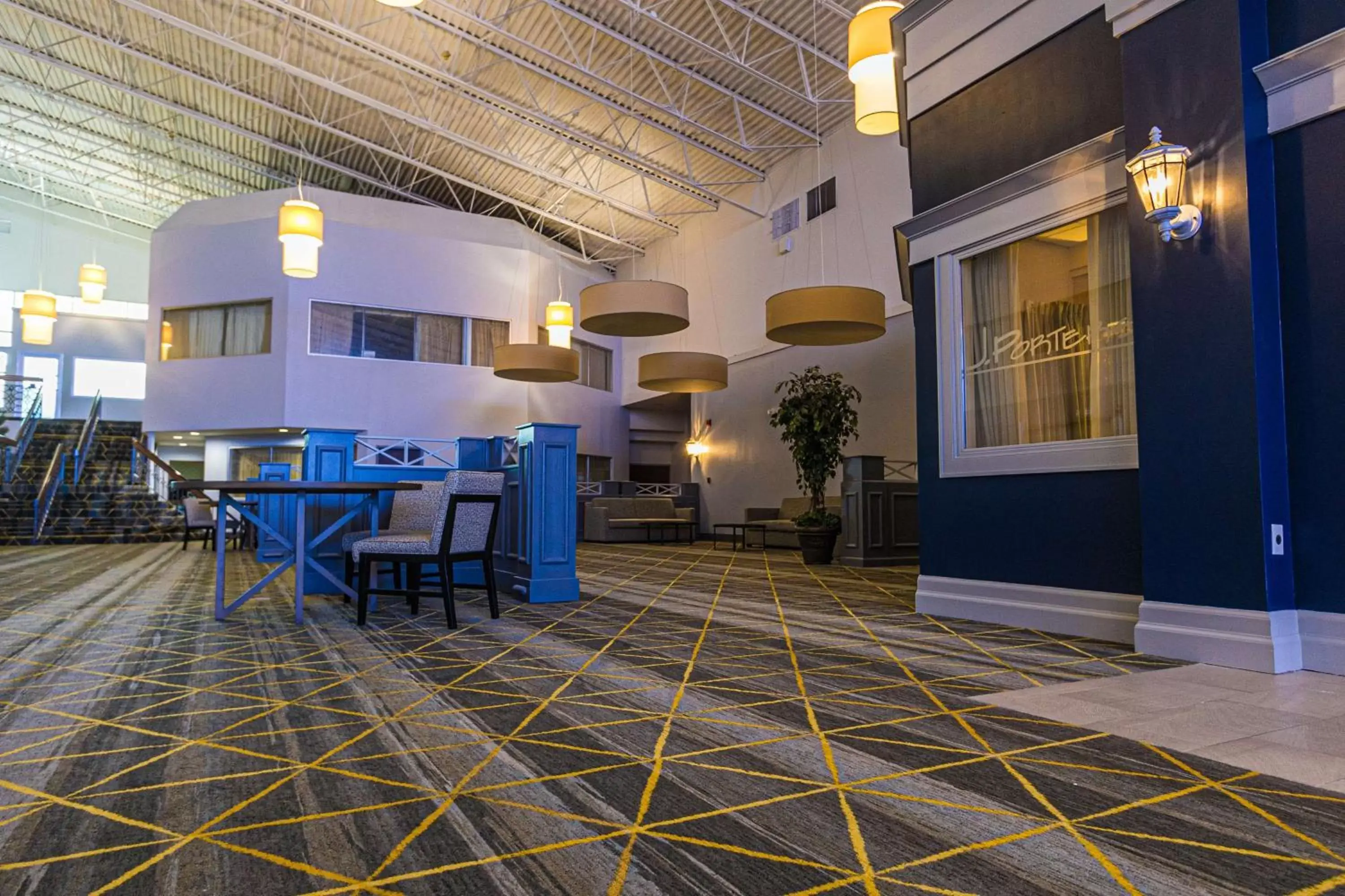 Lobby or reception in Gateway Hotel & Convention Center Best Western Premier Collection