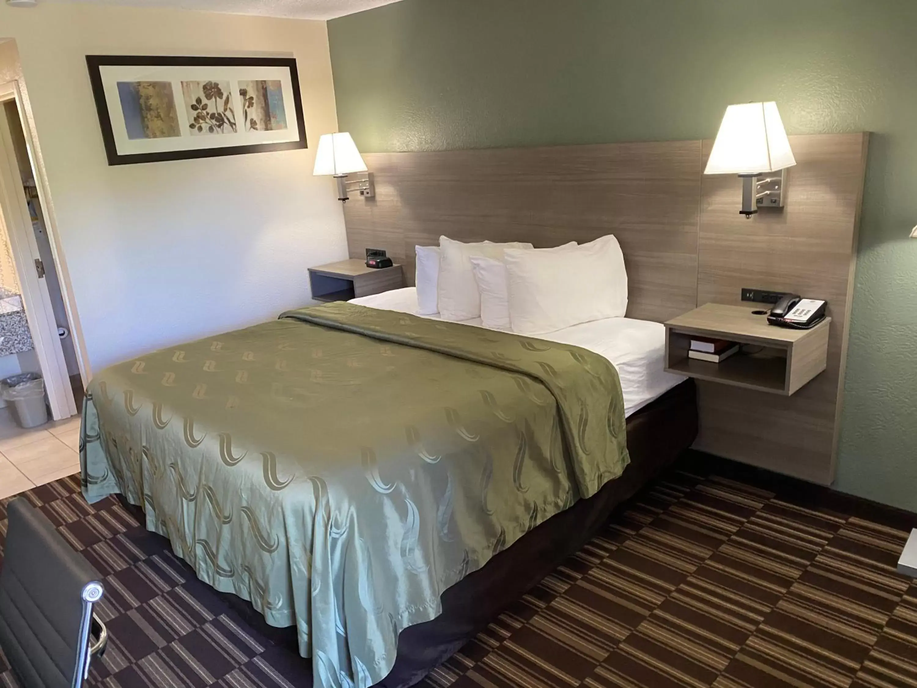 Bedroom, Bed in SureStay Hotel by Best Western Fort Pierce