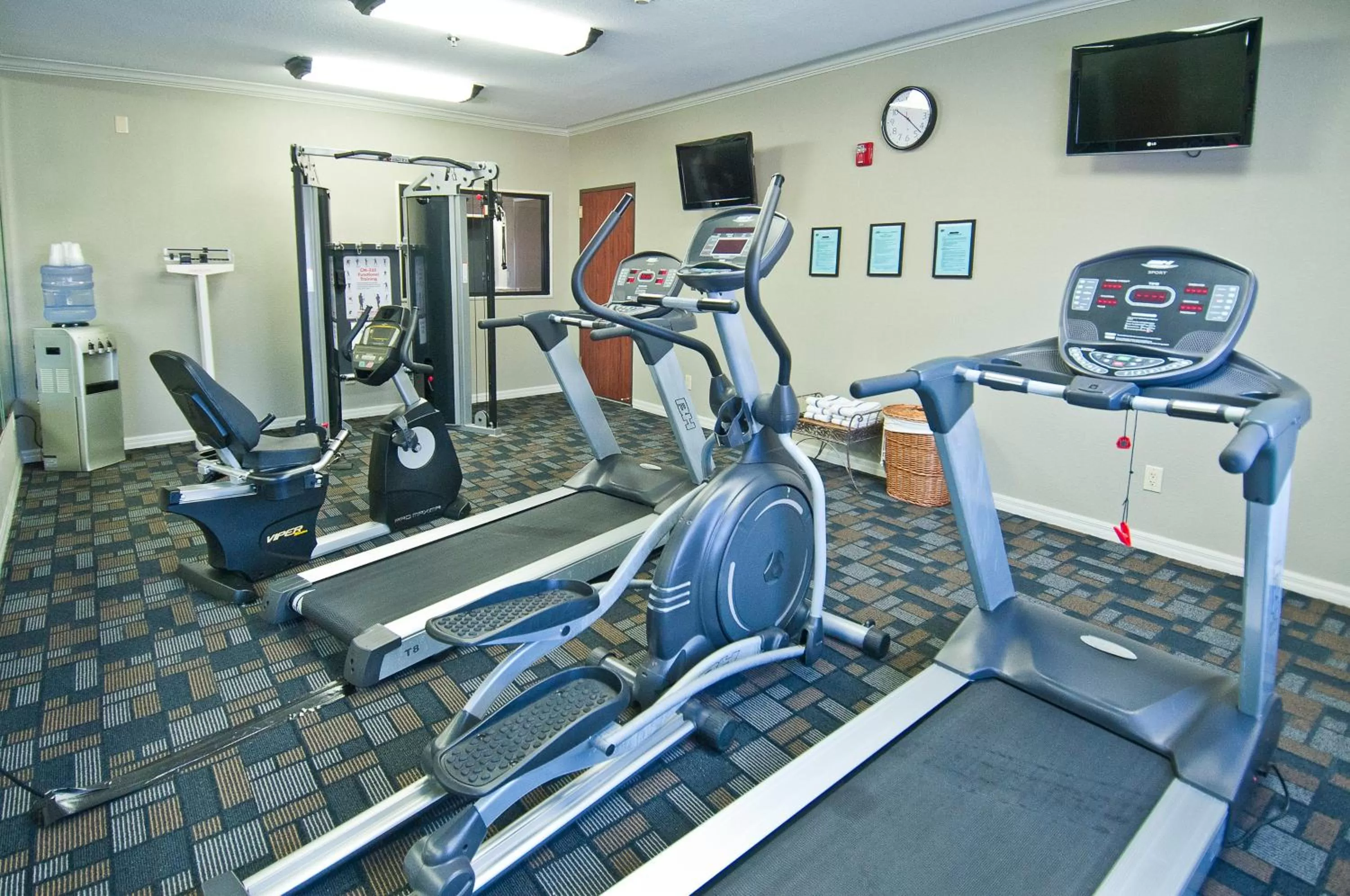 Fitness centre/facilities in Holiday Inn Express Hotel and Suites Lake Charles by IHG