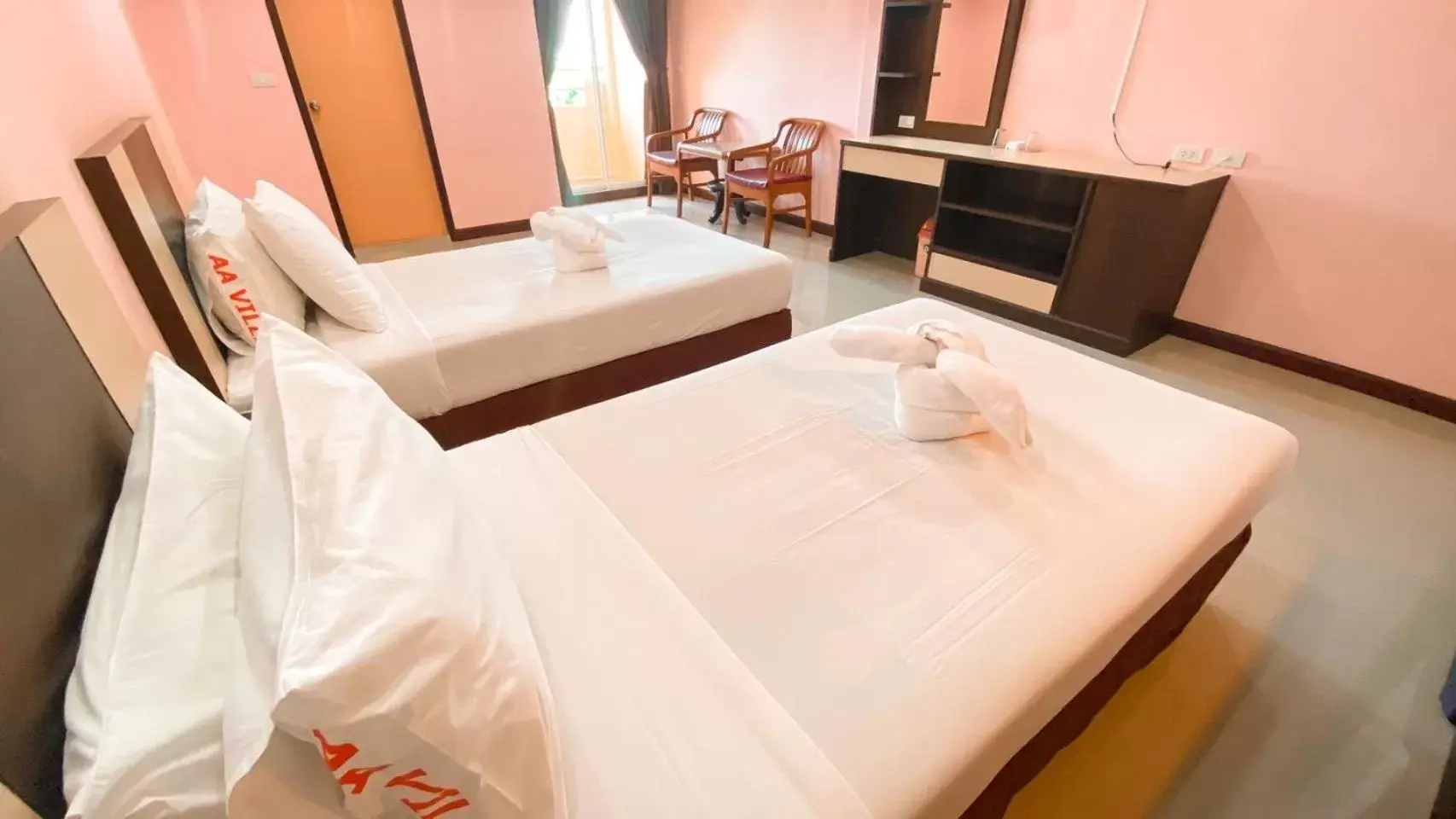 Bed in AA Pattaya Ville