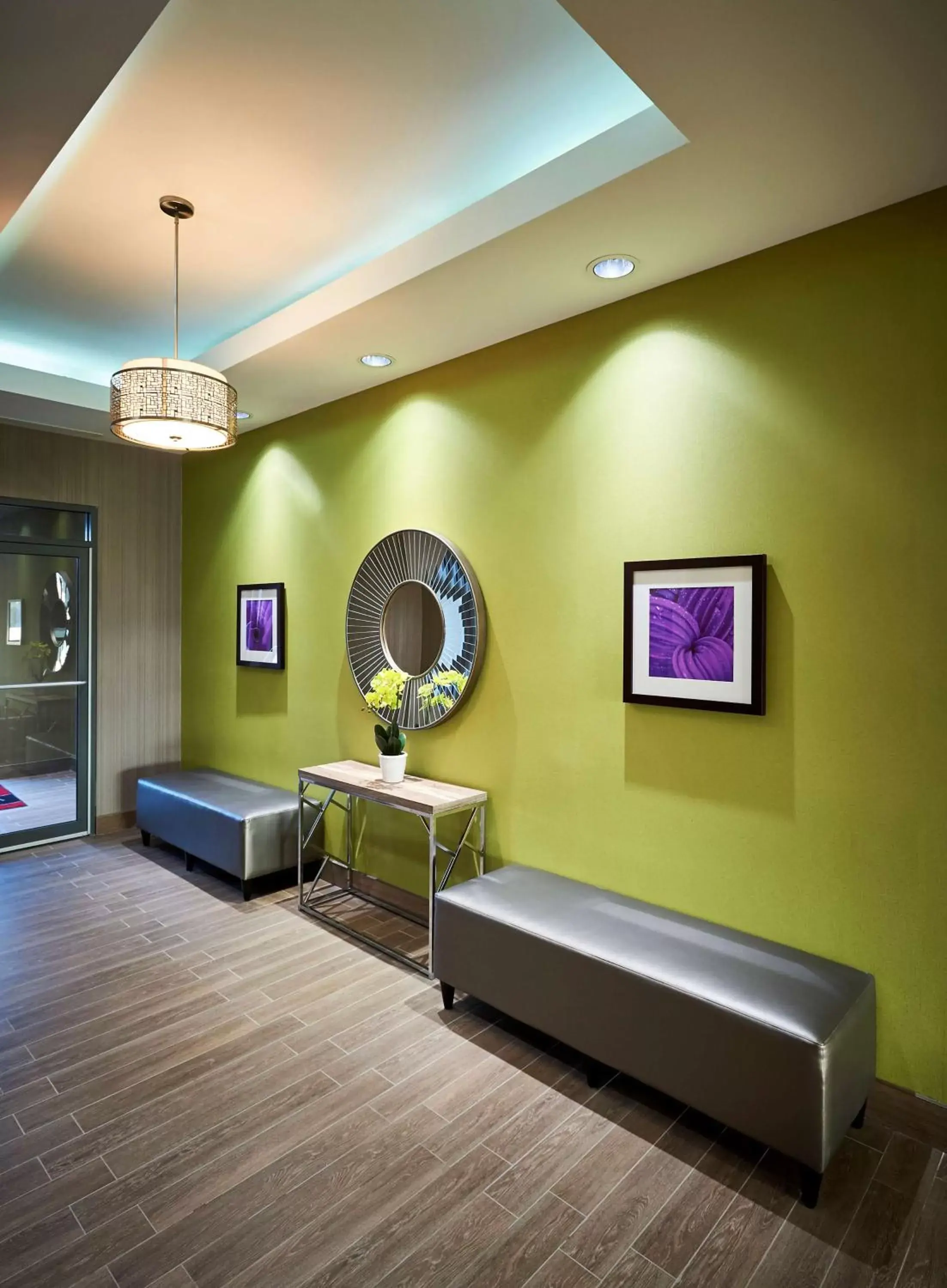 Lobby or reception, Lobby/Reception in Hampton Inn by Hilton Sarnia/Point Edward