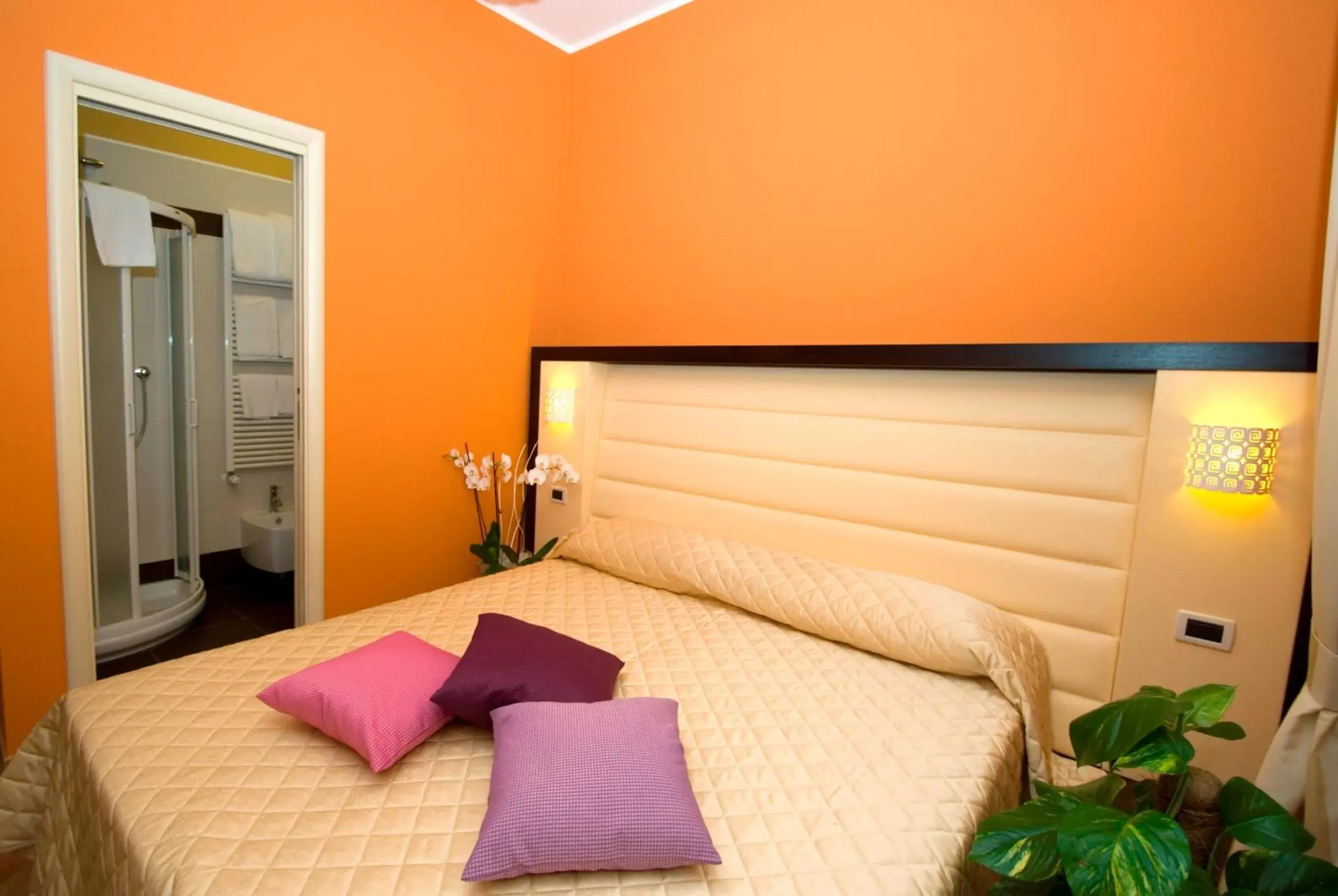 Bedroom, Bed in Hotel Rosignano