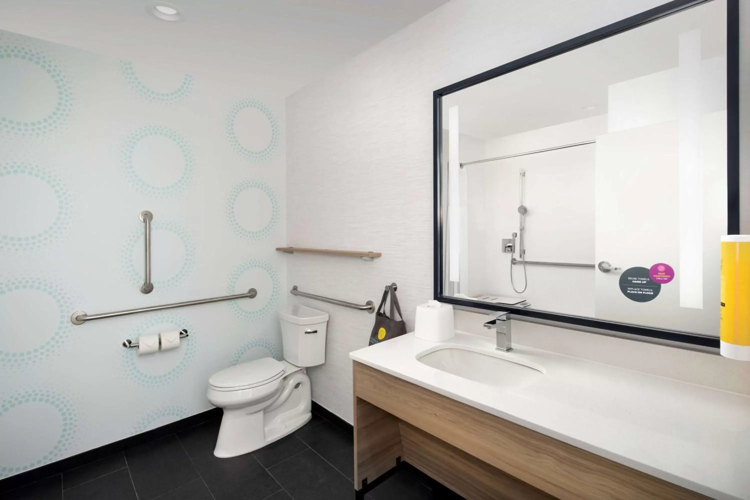 Bathroom in Tru By Hilton Orangeburg