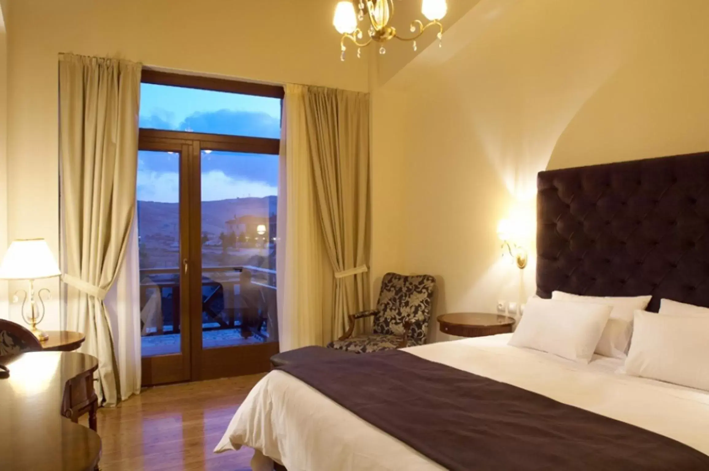 Bed in Tagli Resort & Villas