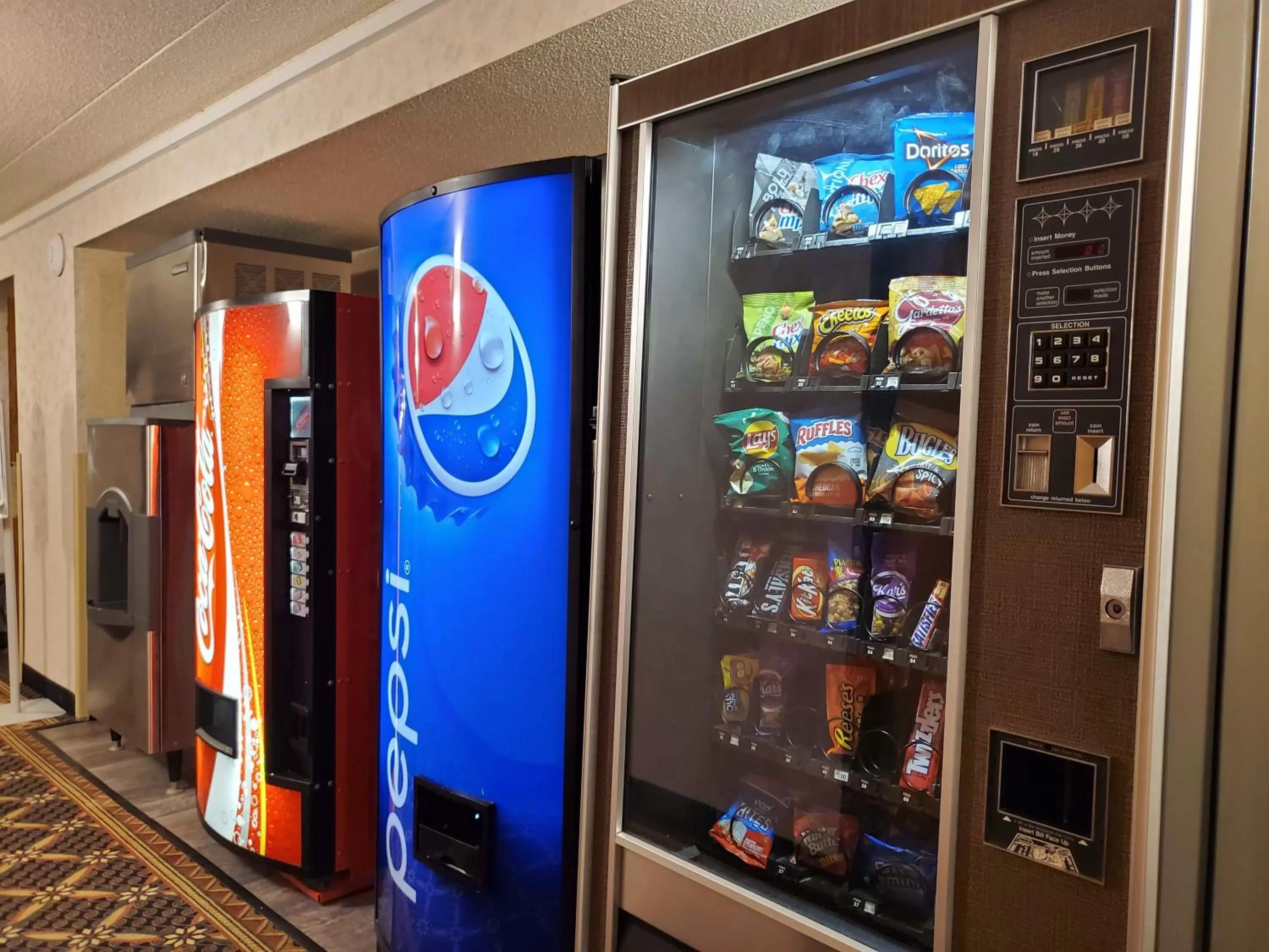 Shopping Area in Ramkota Hotel Pierre