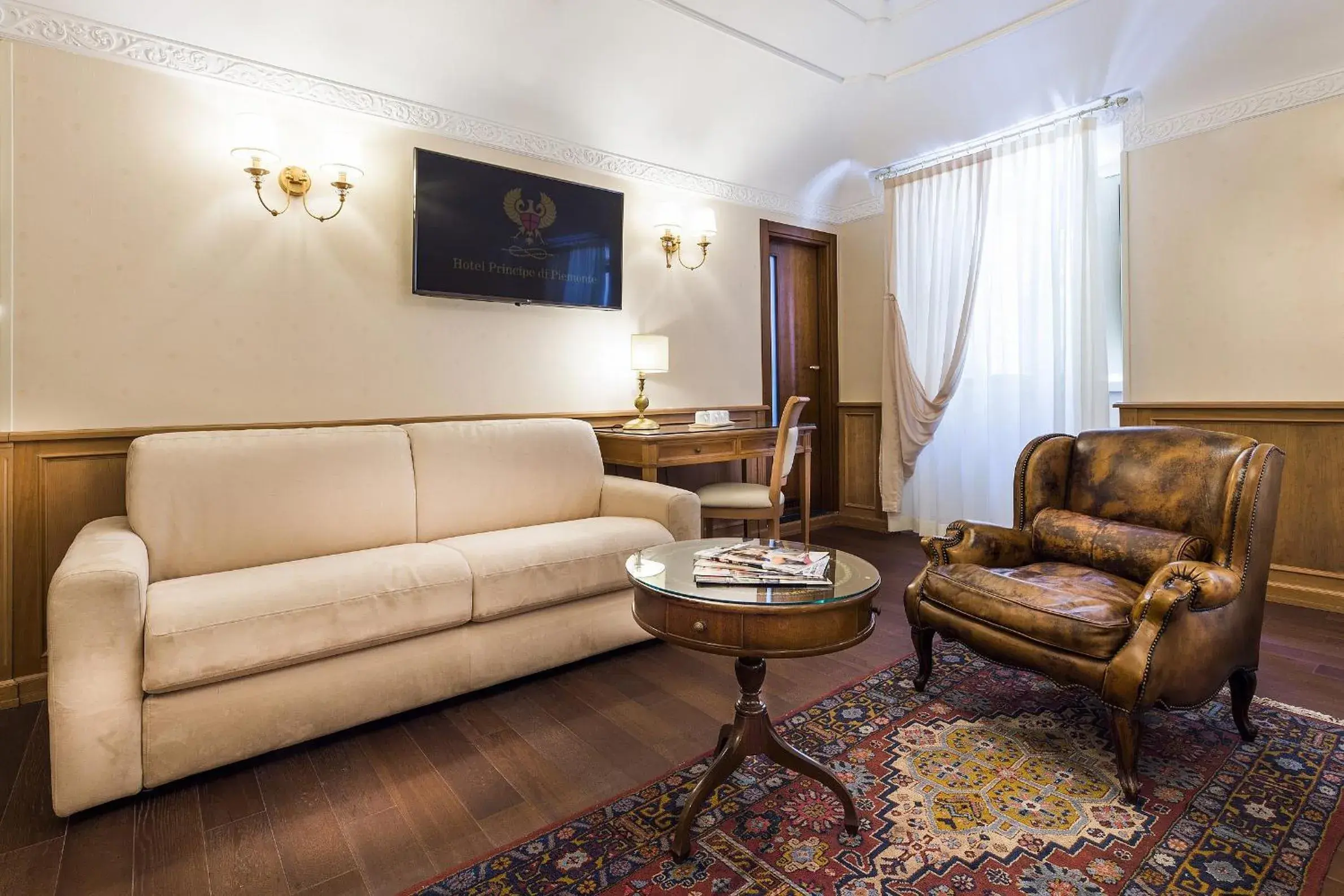 Seating Area in Hotel Principe di Piemonte