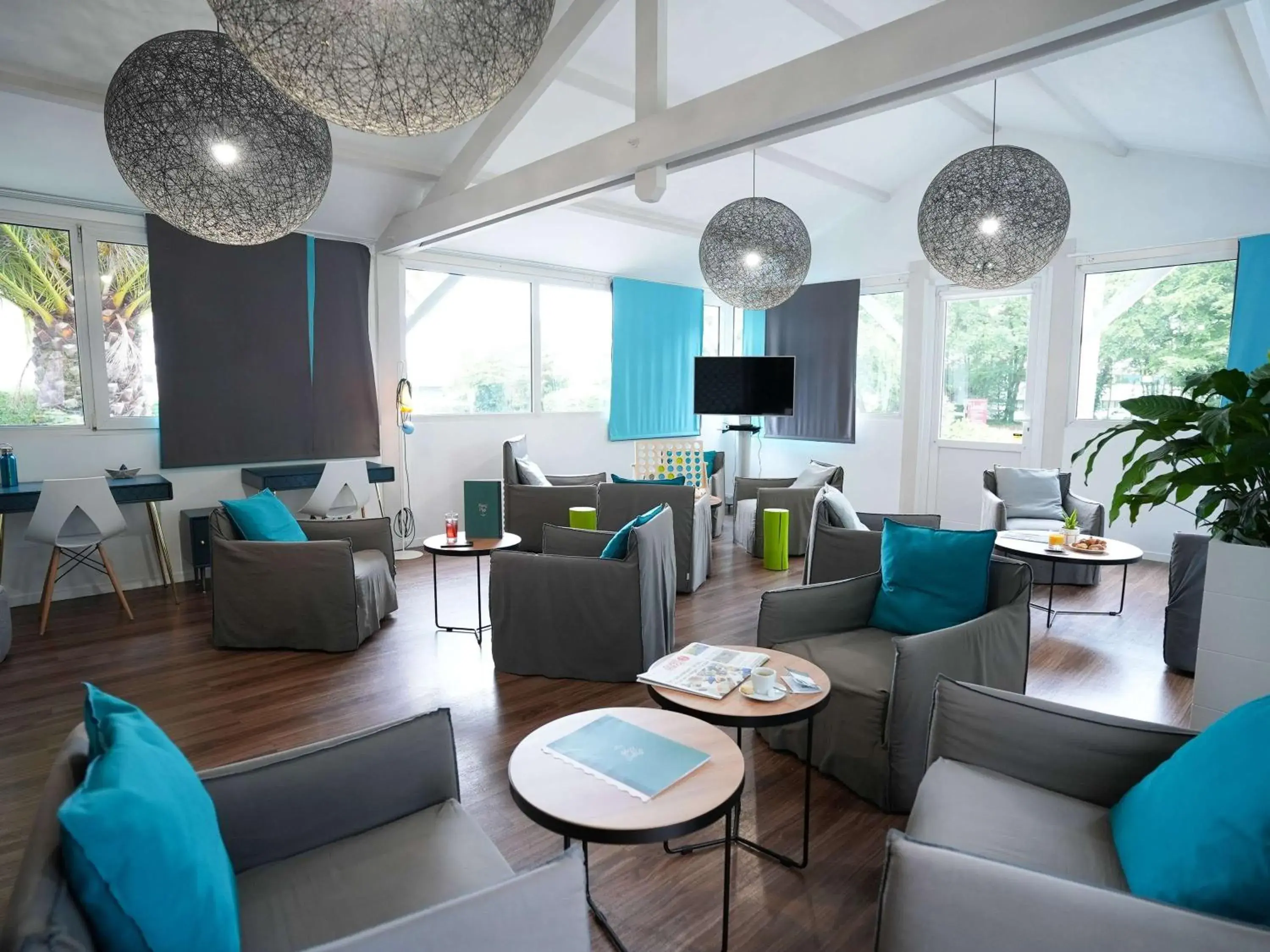 Sports, Seating Area in ibis Styles Quimper