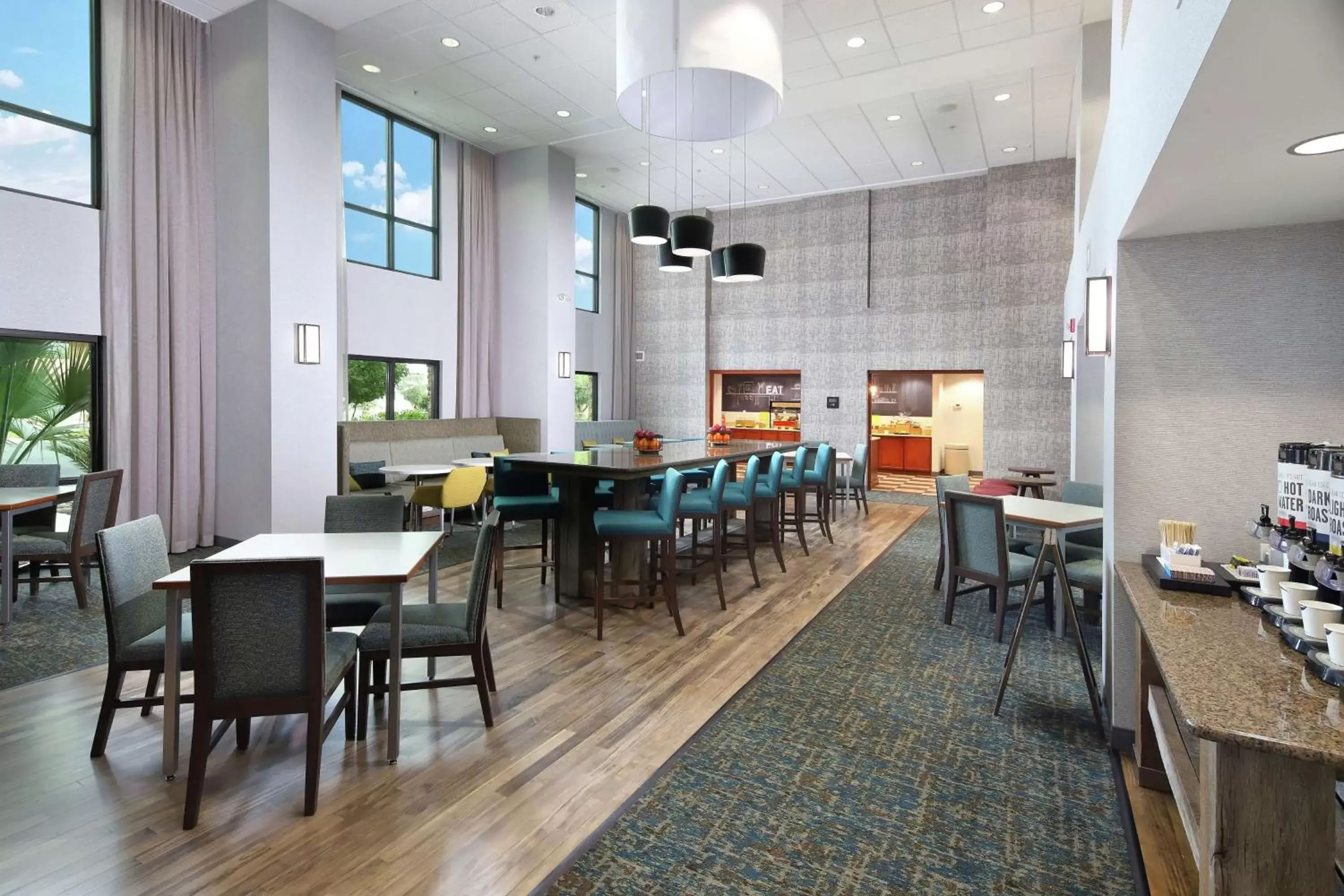 Lobby or reception, Restaurant/Places to Eat in Hampton Inn & Suites Tucson East