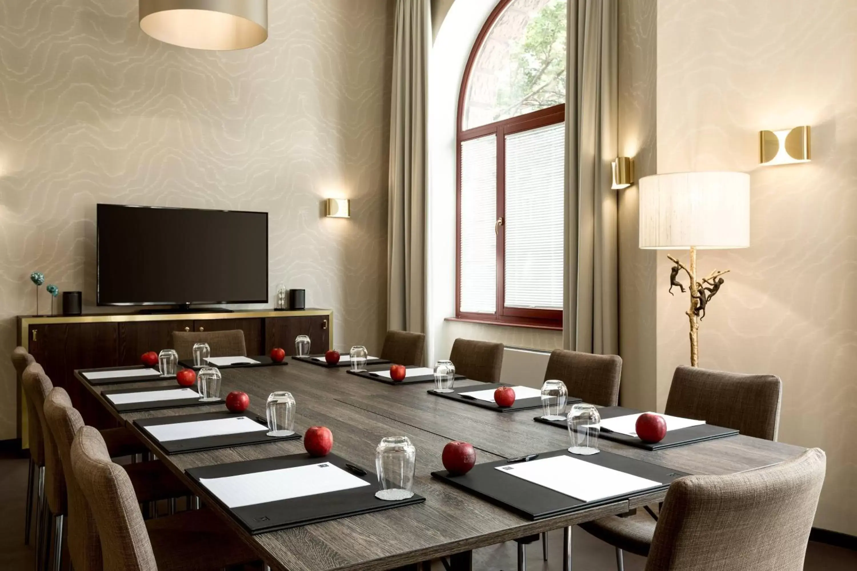 Meeting/conference room in AC Hotel by Marriott Mainz