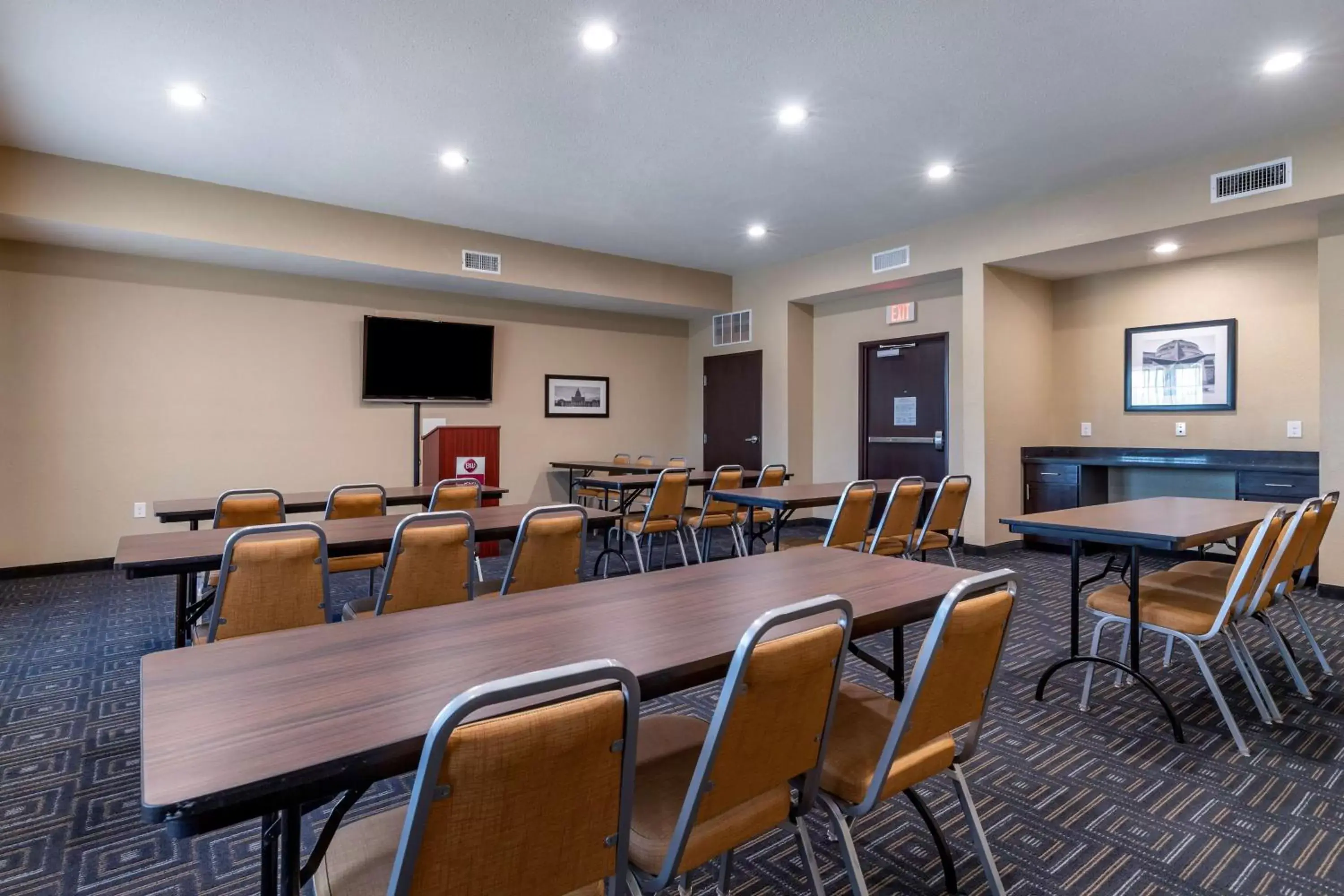 Meeting/conference room in Best Western Plus Big Lake Inn