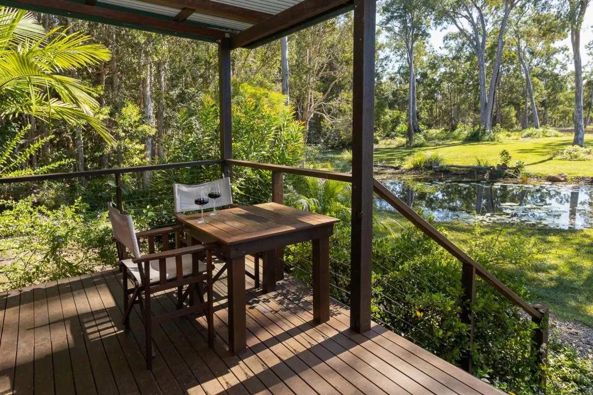 Lake Weyba Cottages Noosa