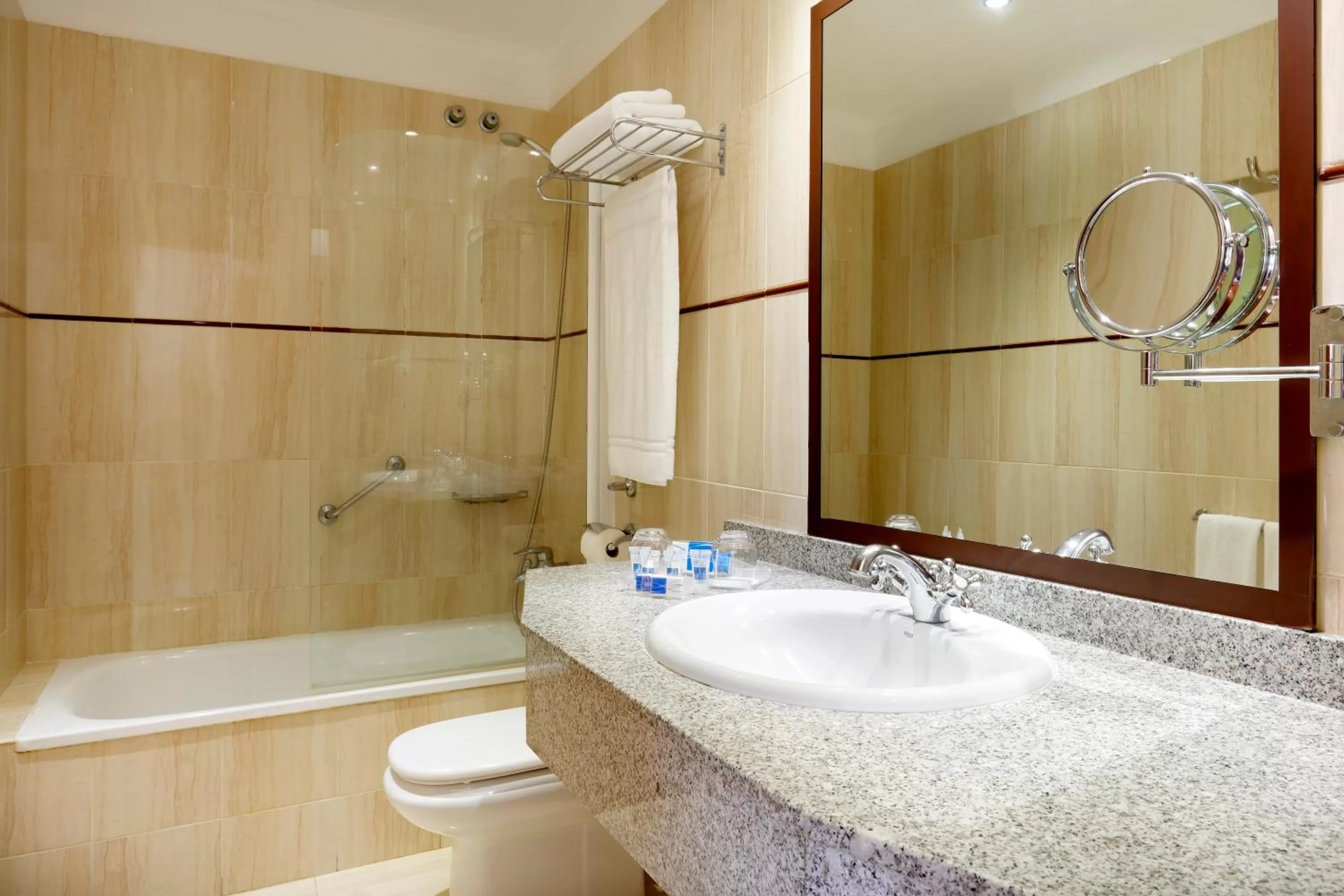 Bathroom in Crisol Alisios Canteras
