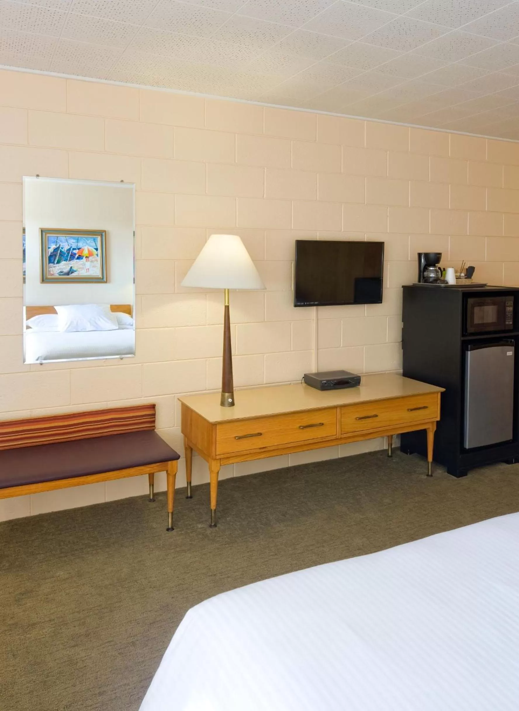 Bed in Sunset Motel Moriarty