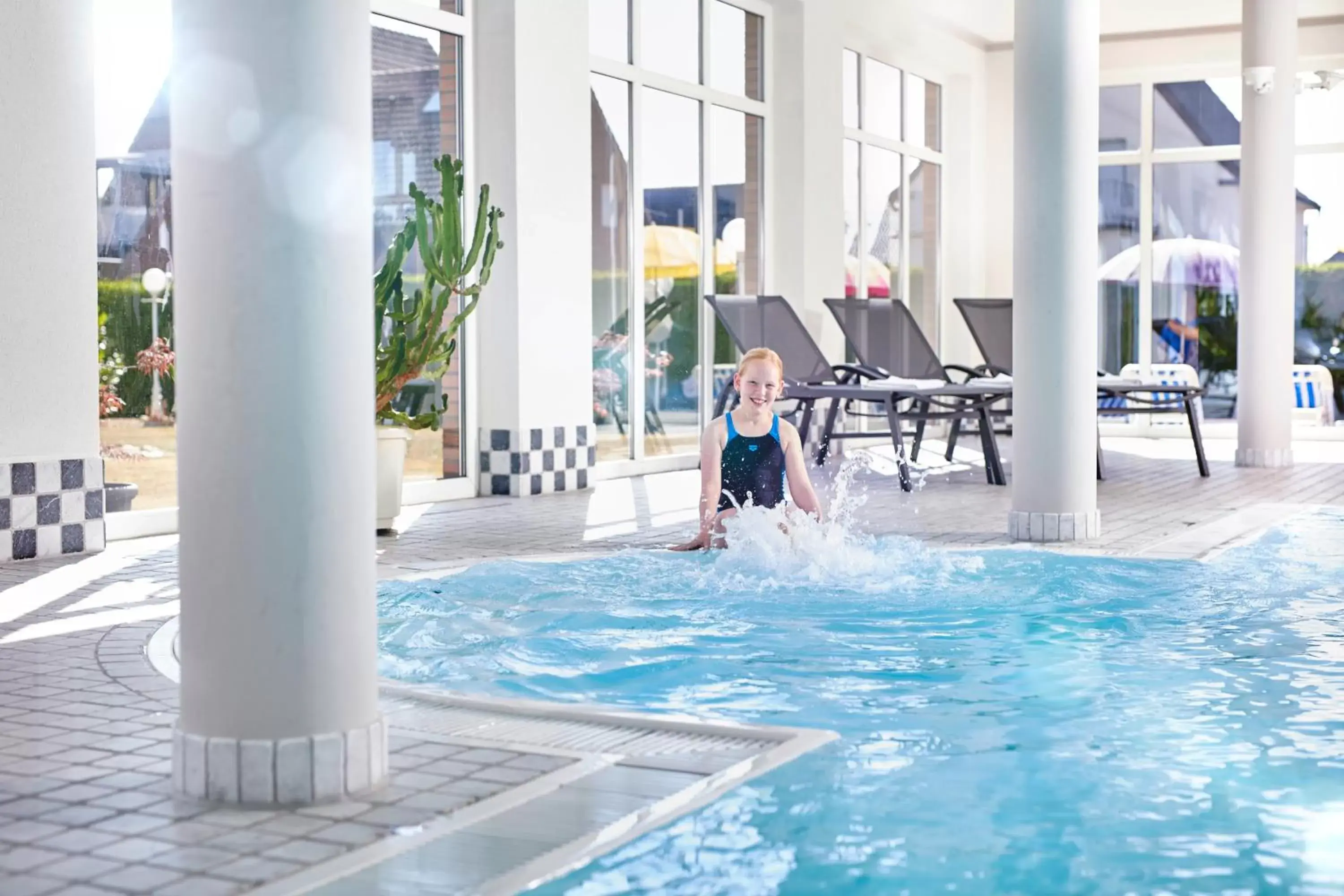 Swimming pool in Hotel-Restaurant Schünemann