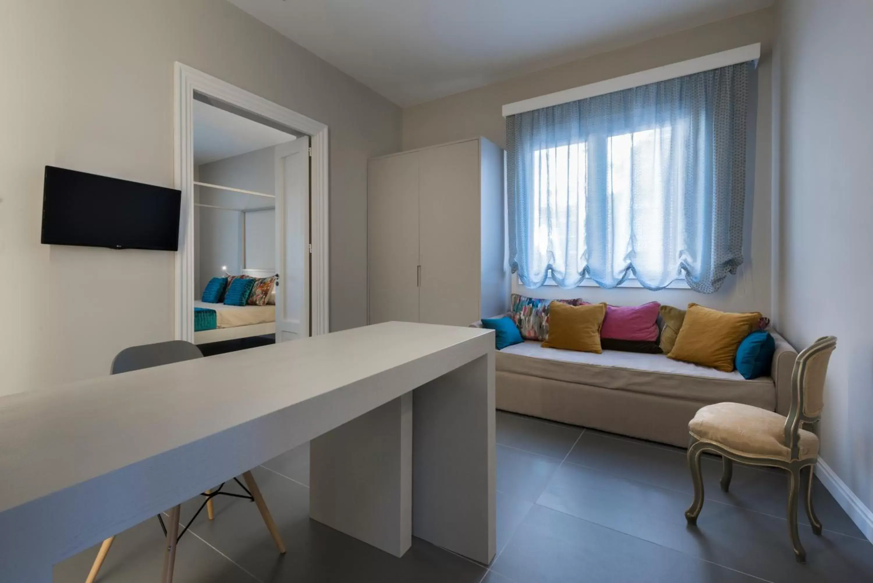 Kitchen or kitchenette, TV/Entertainment Center in Viacolvento