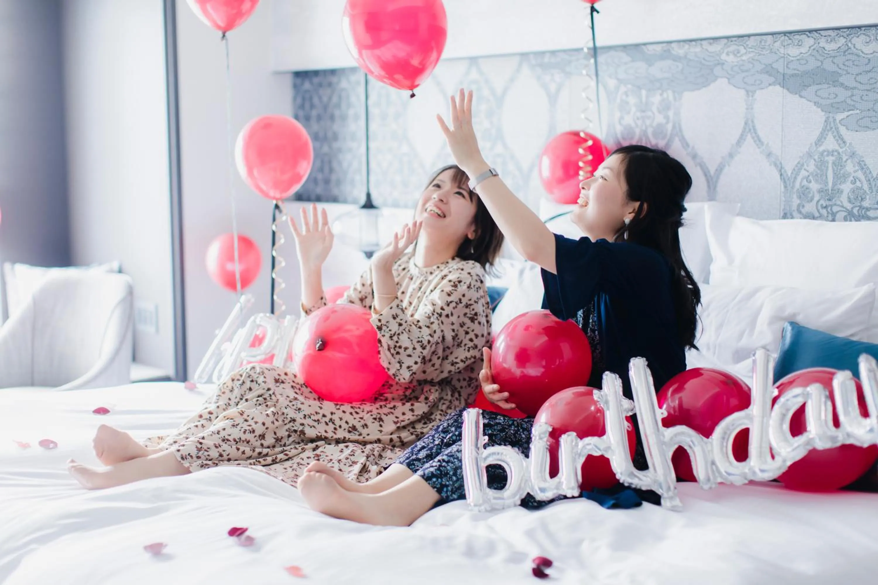 fireplace, Bed in Dhawa Yura Kyoto