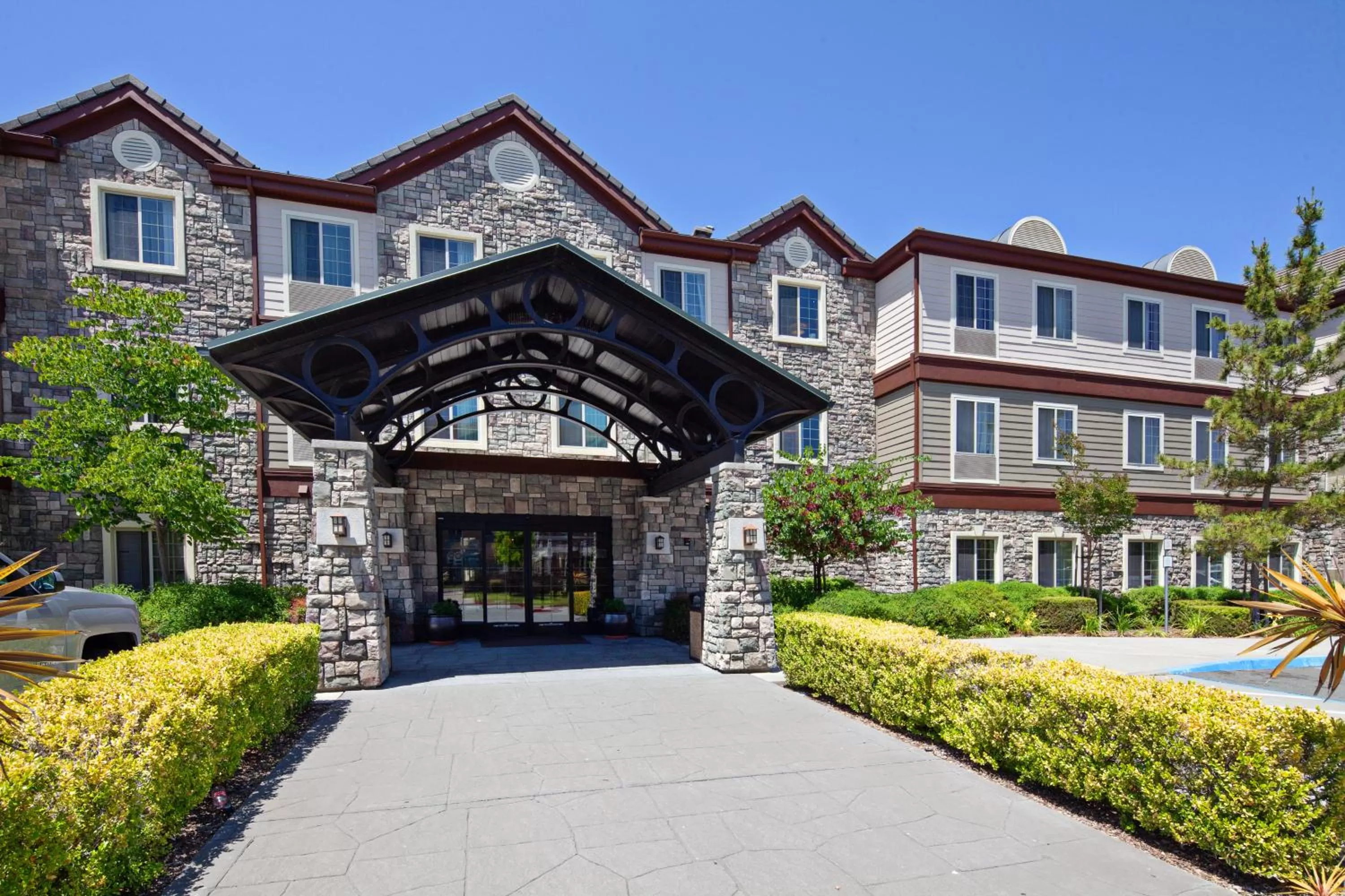 Property building in Staybridge Suites Fairfield Napa Valley Area by IHG