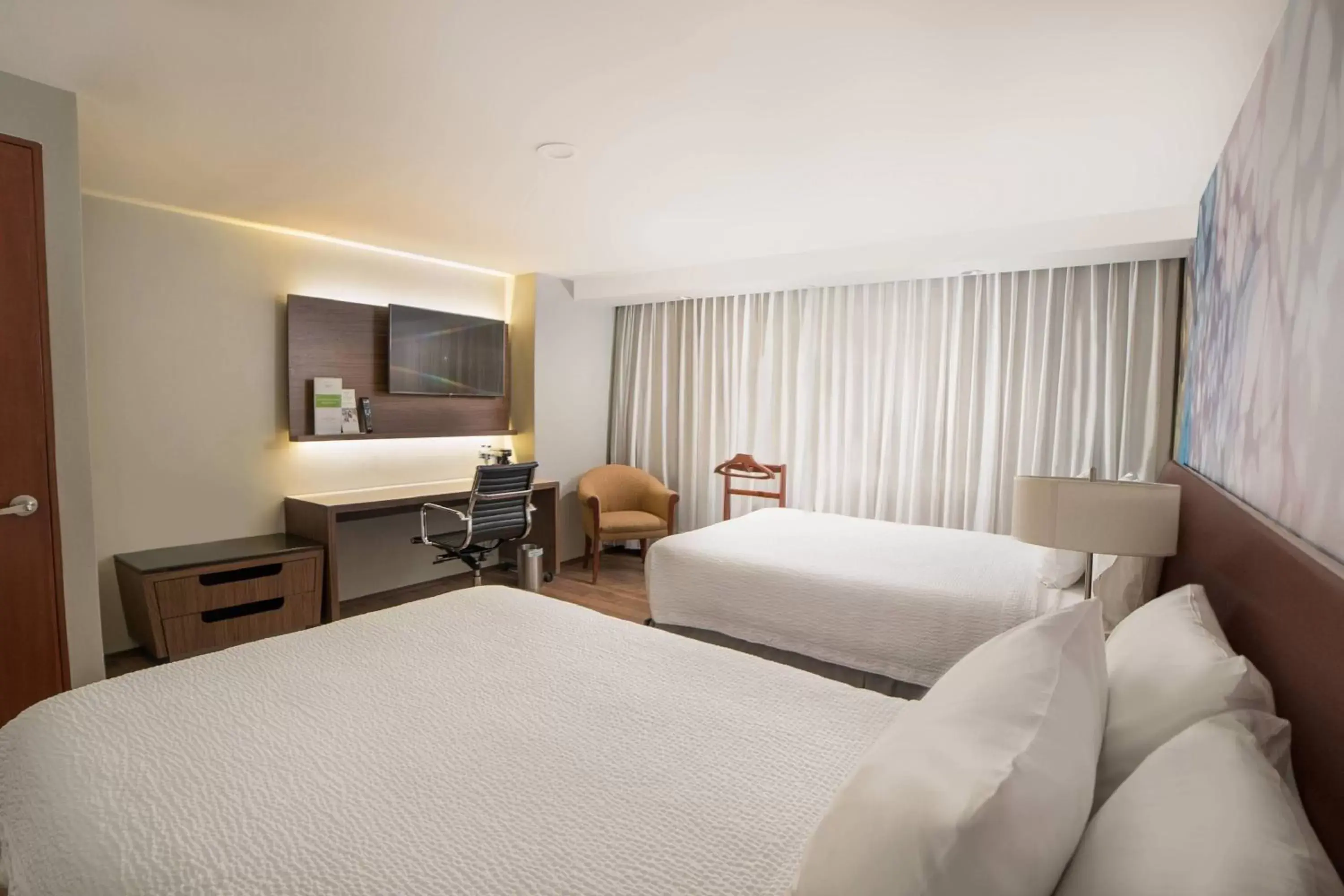 Bedroom, Bed in Courtyard by Marriott Mexico City Revolucion