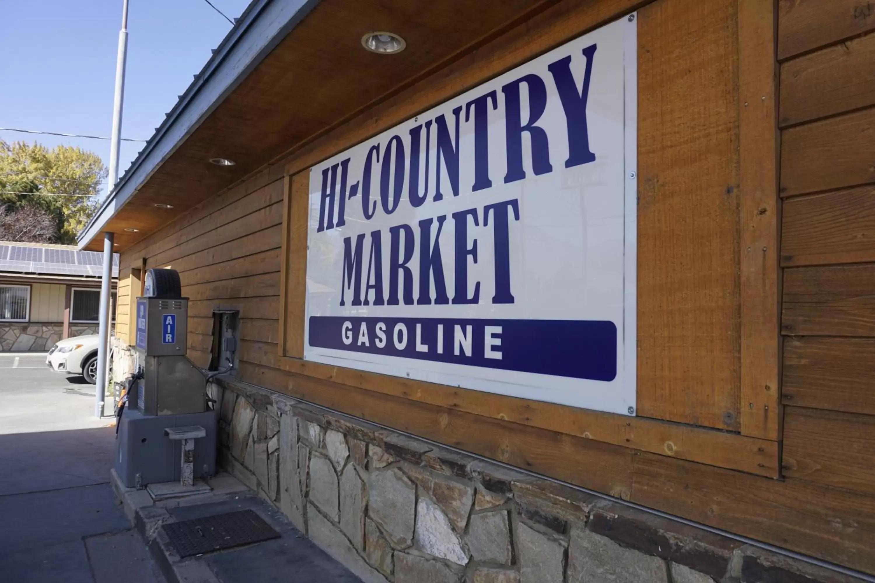 Property Logo/Sign in Bristlecone Motel