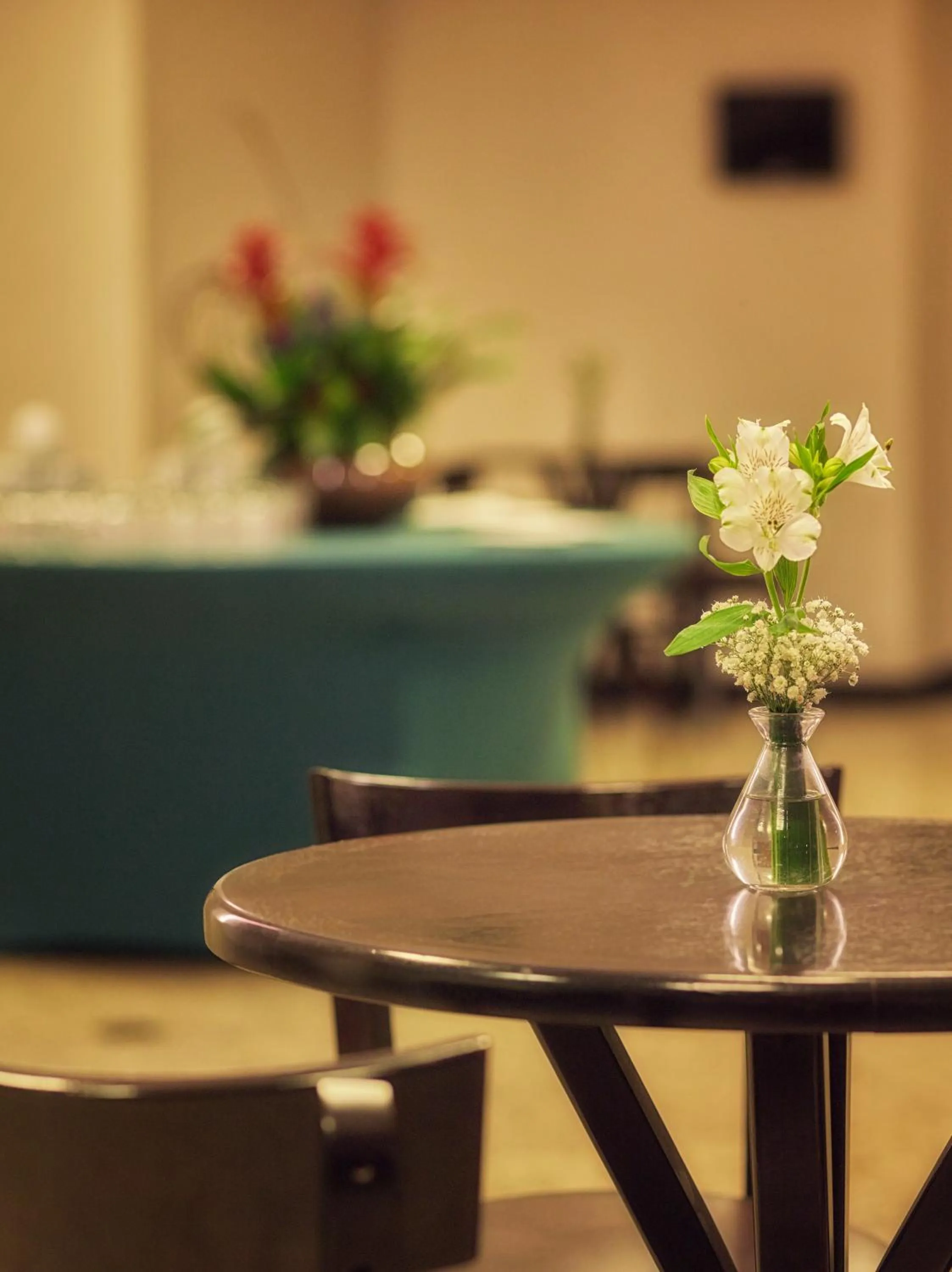 Lounge or bar in Sol Alphaville Hotel & Residence