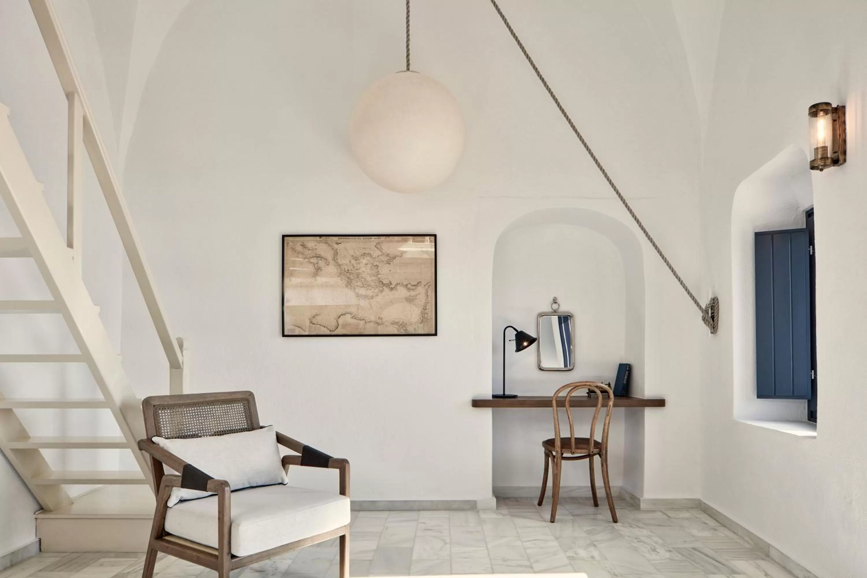 Living room in Homeric Poems