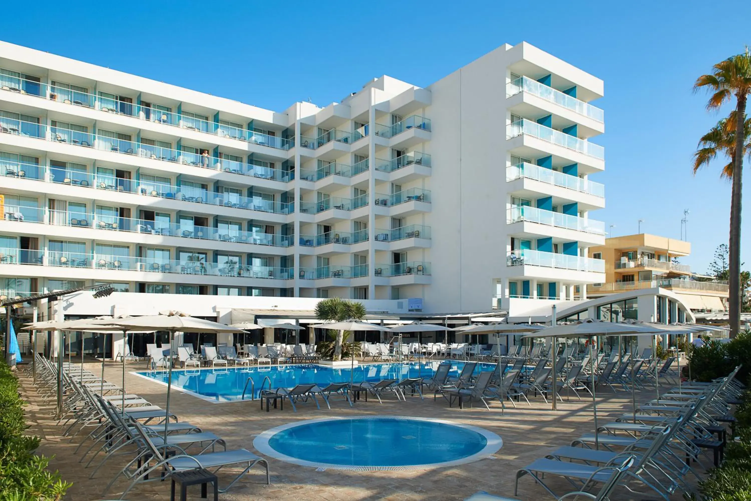 Facade/entrance, Swimming Pool in Hipotels Hipocampo - Adults Only