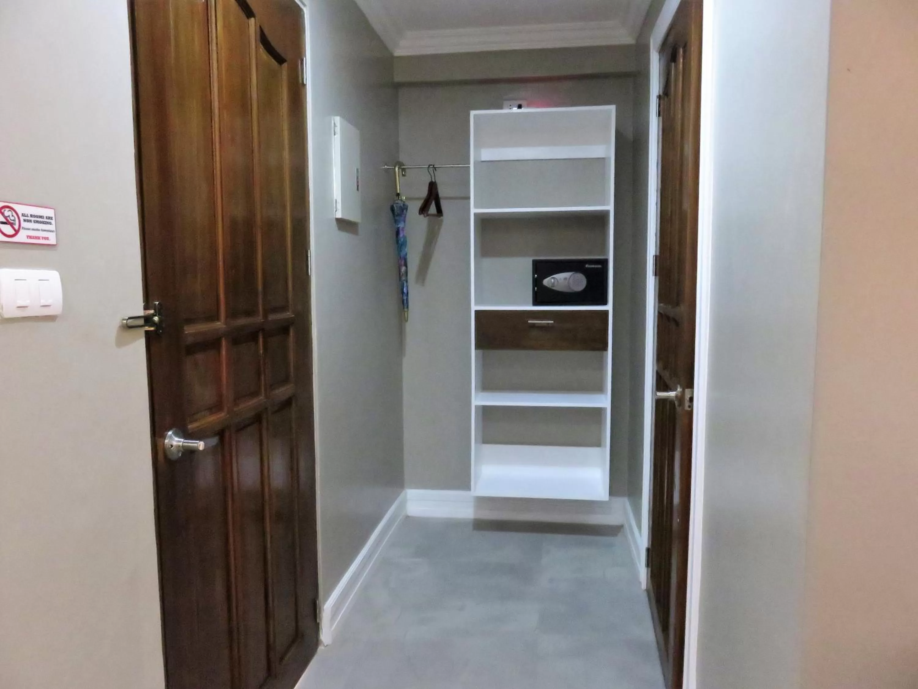 Decorative detail in Kav&#x27;s Beach Resort