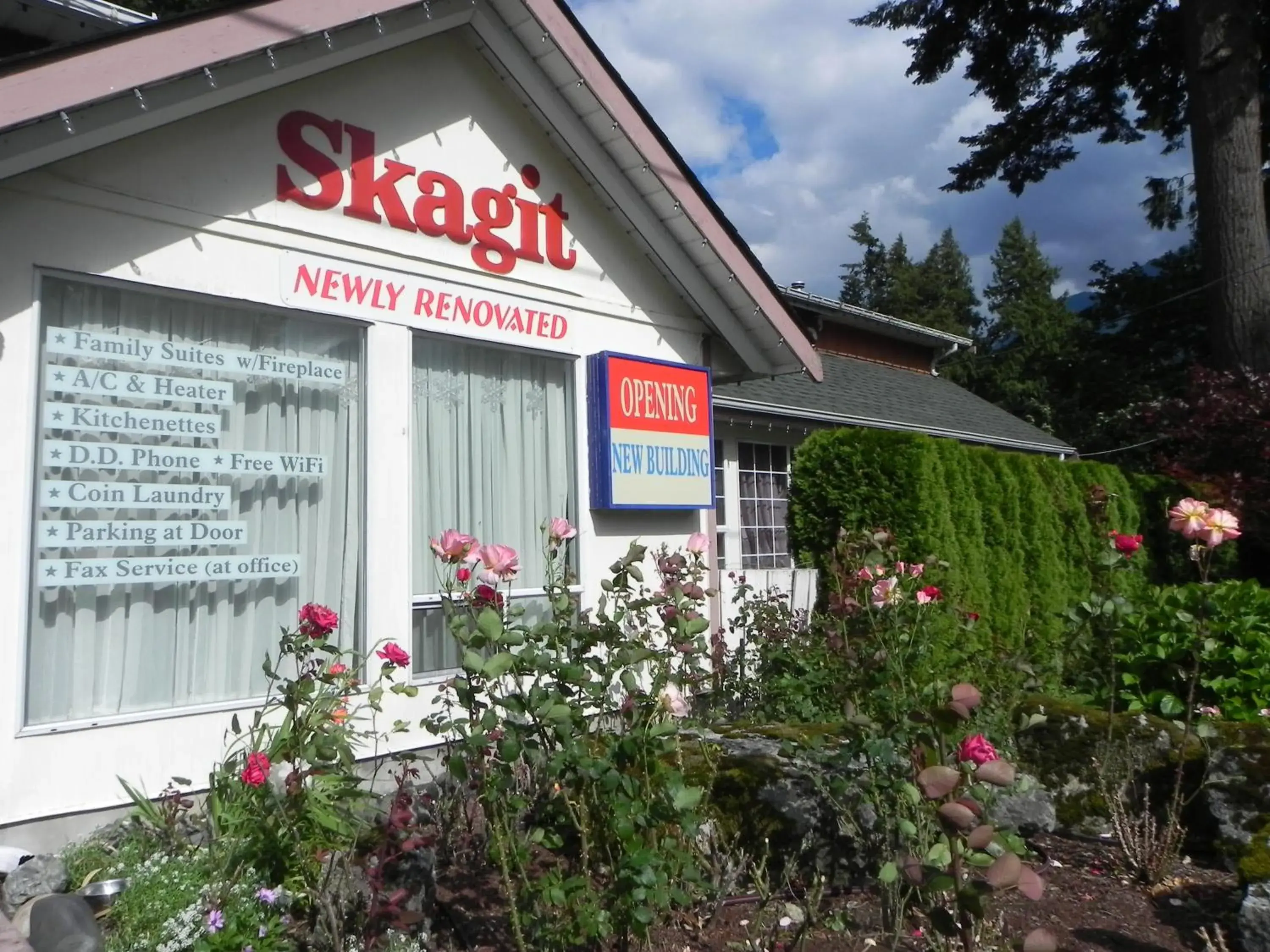 Garden, Property Building in Skagit Motel