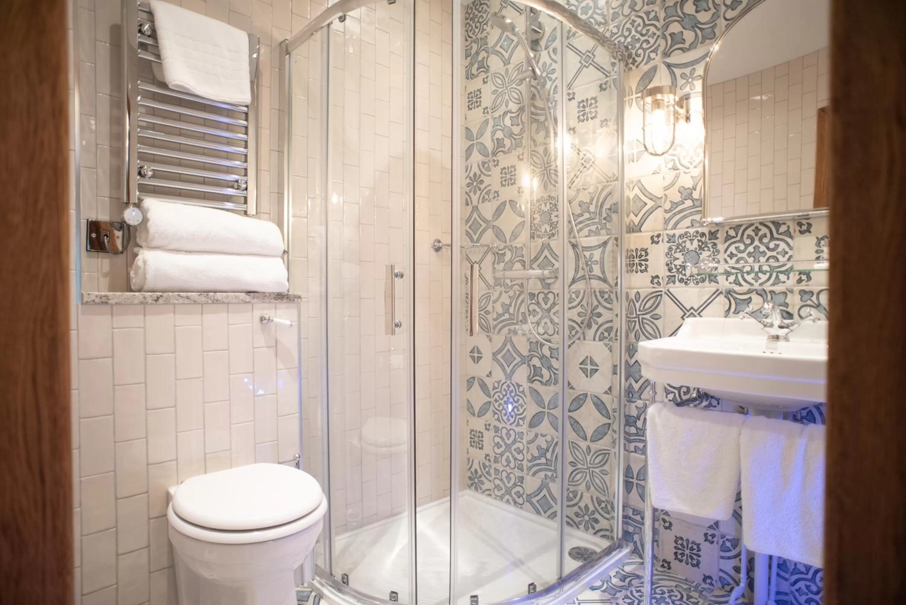 Cromwell Arms Country Pub with Rooms