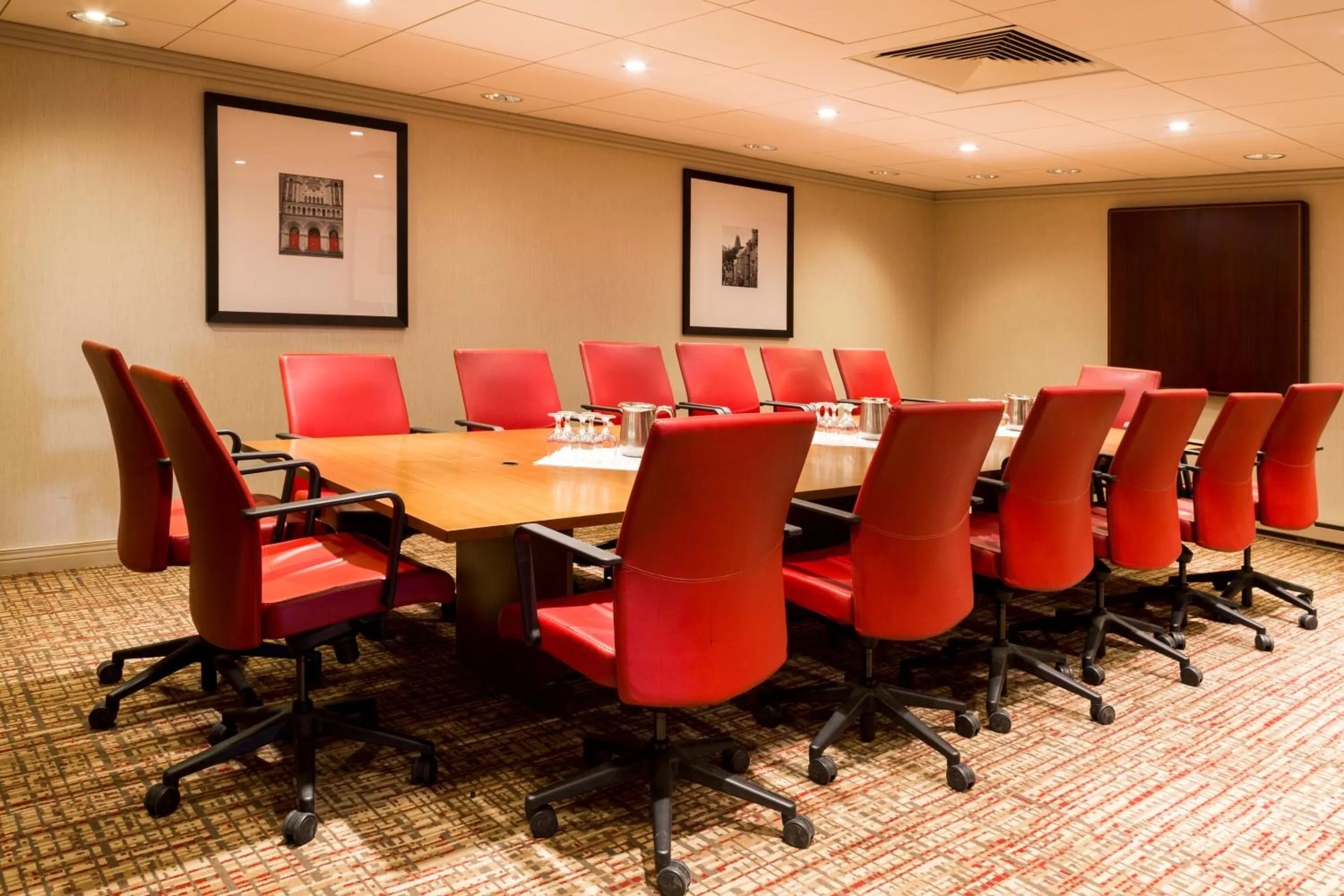 On site in Hôtel Le Concorde Québec