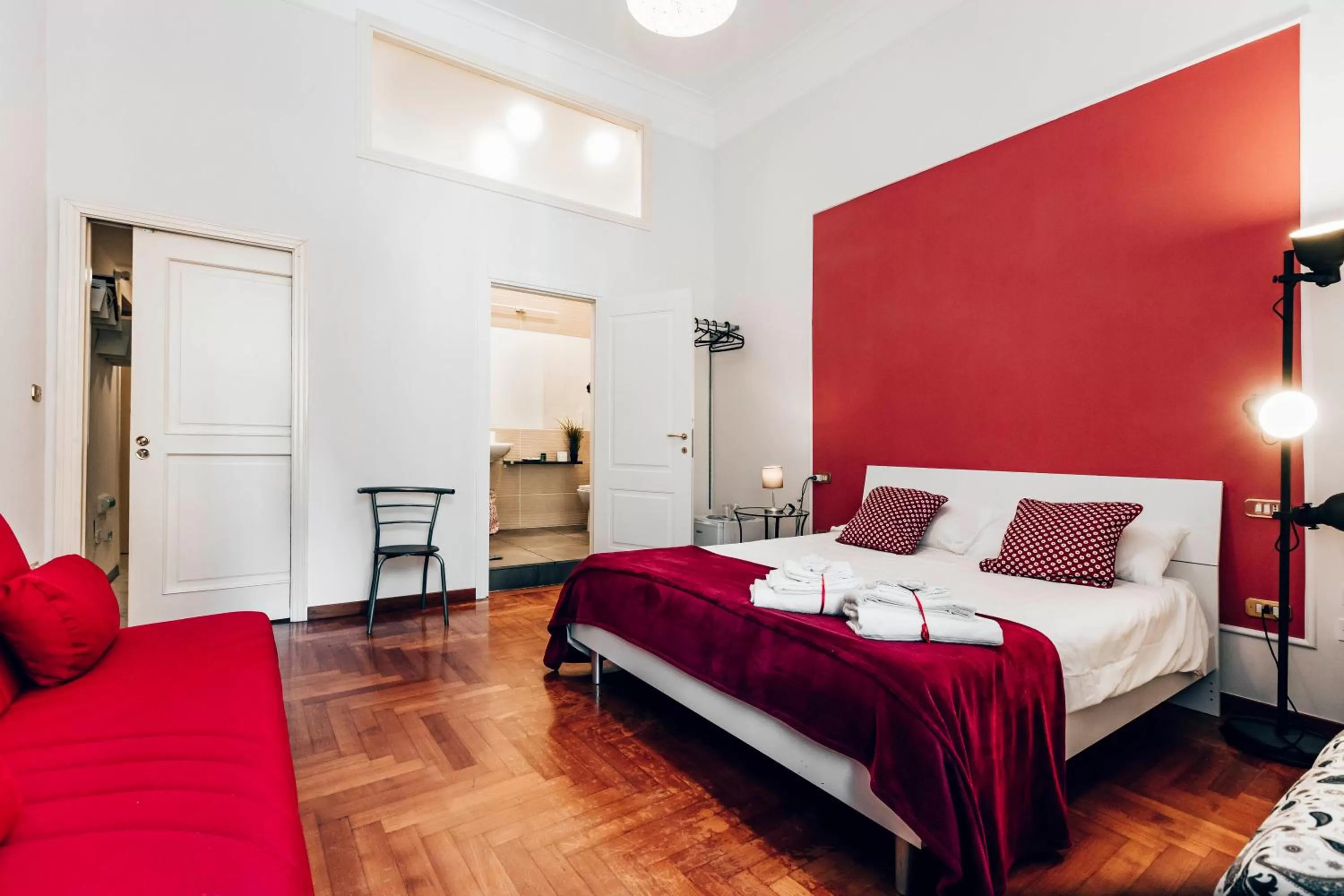 Restaurant/places to eat, Bed in La Casa Del Sole A Mergellina