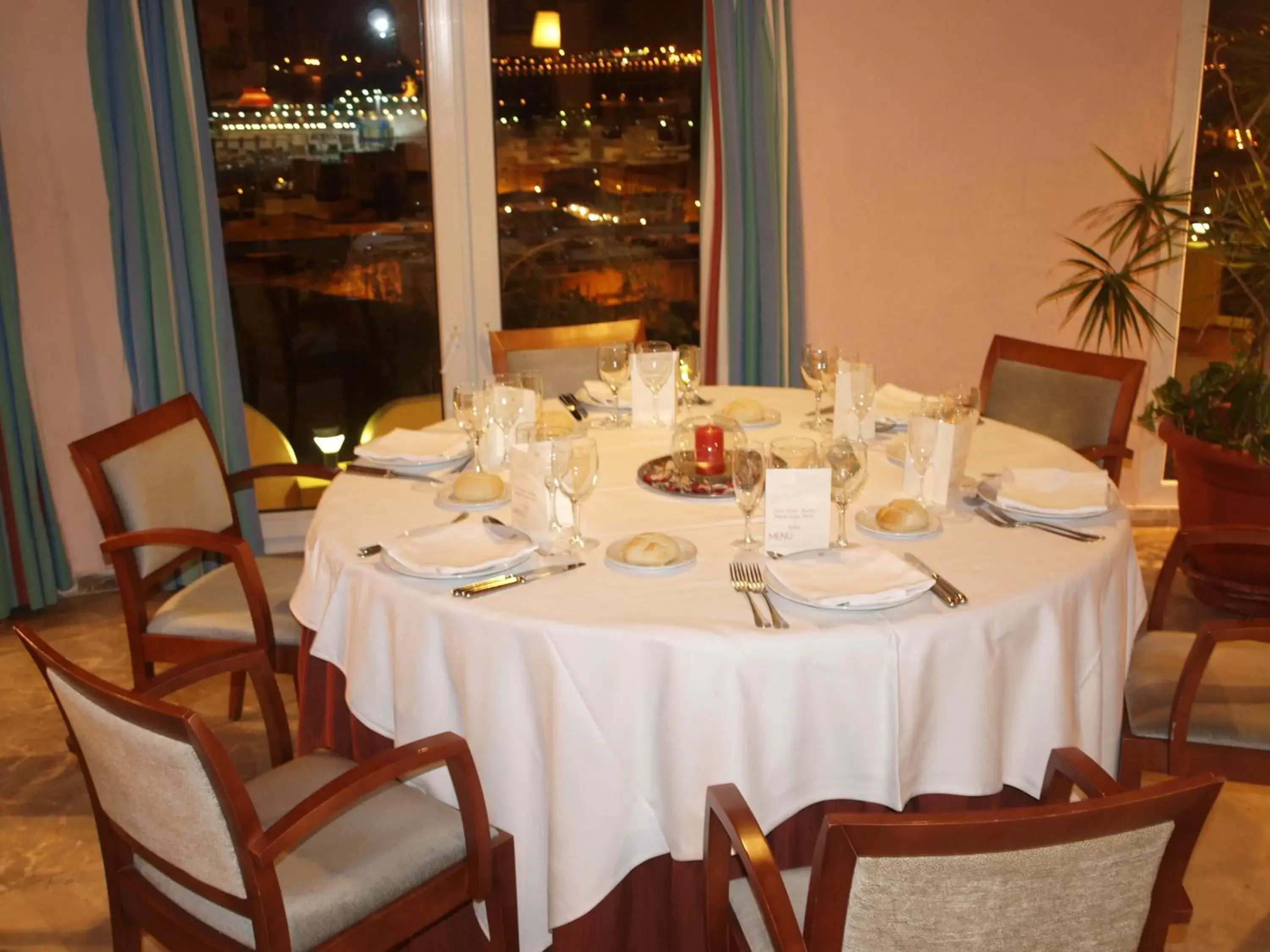 Restaurant/Places to Eat in Parador de Melilla