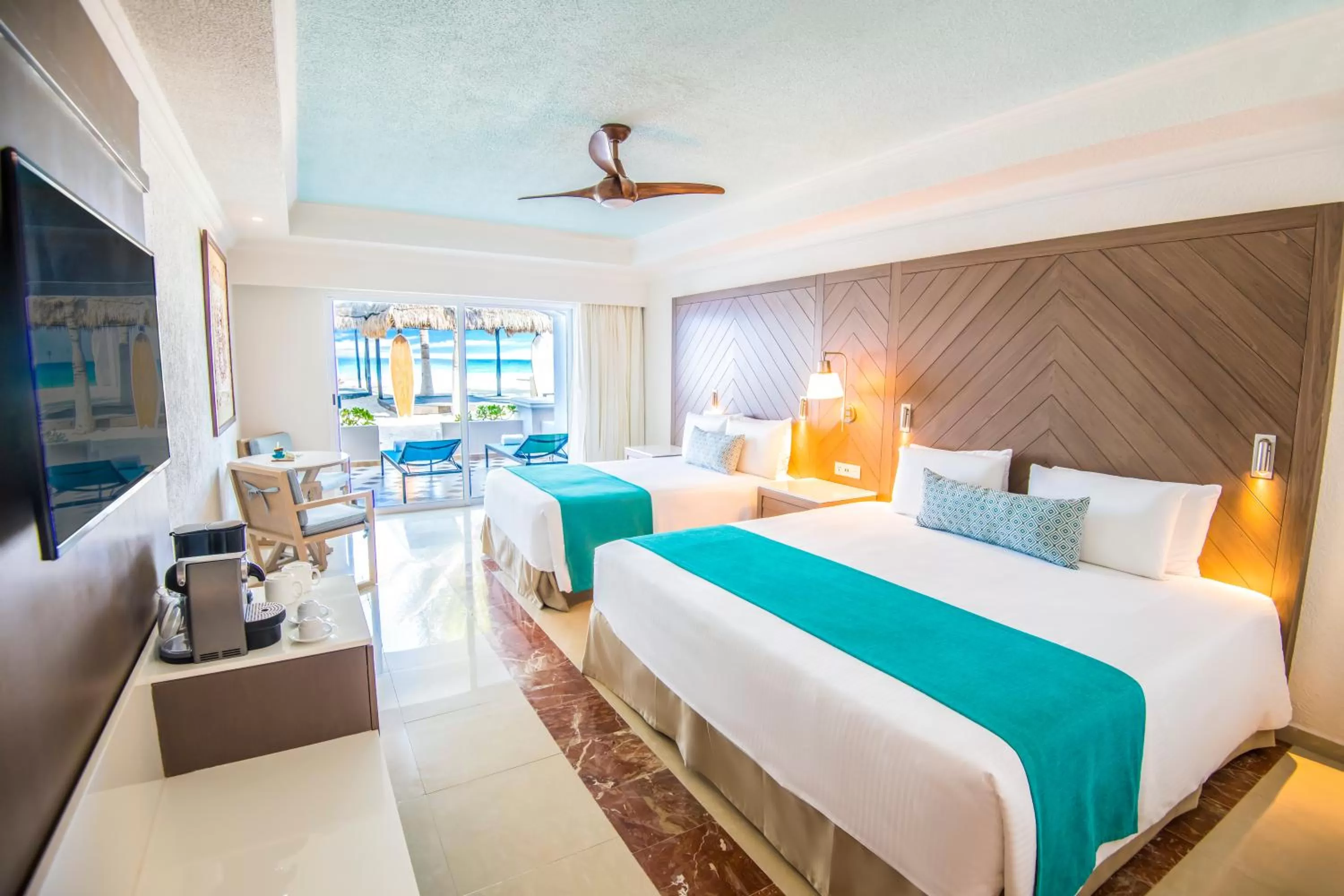 Bed in Wyndham Alltra Cancun All Inclusive Resort