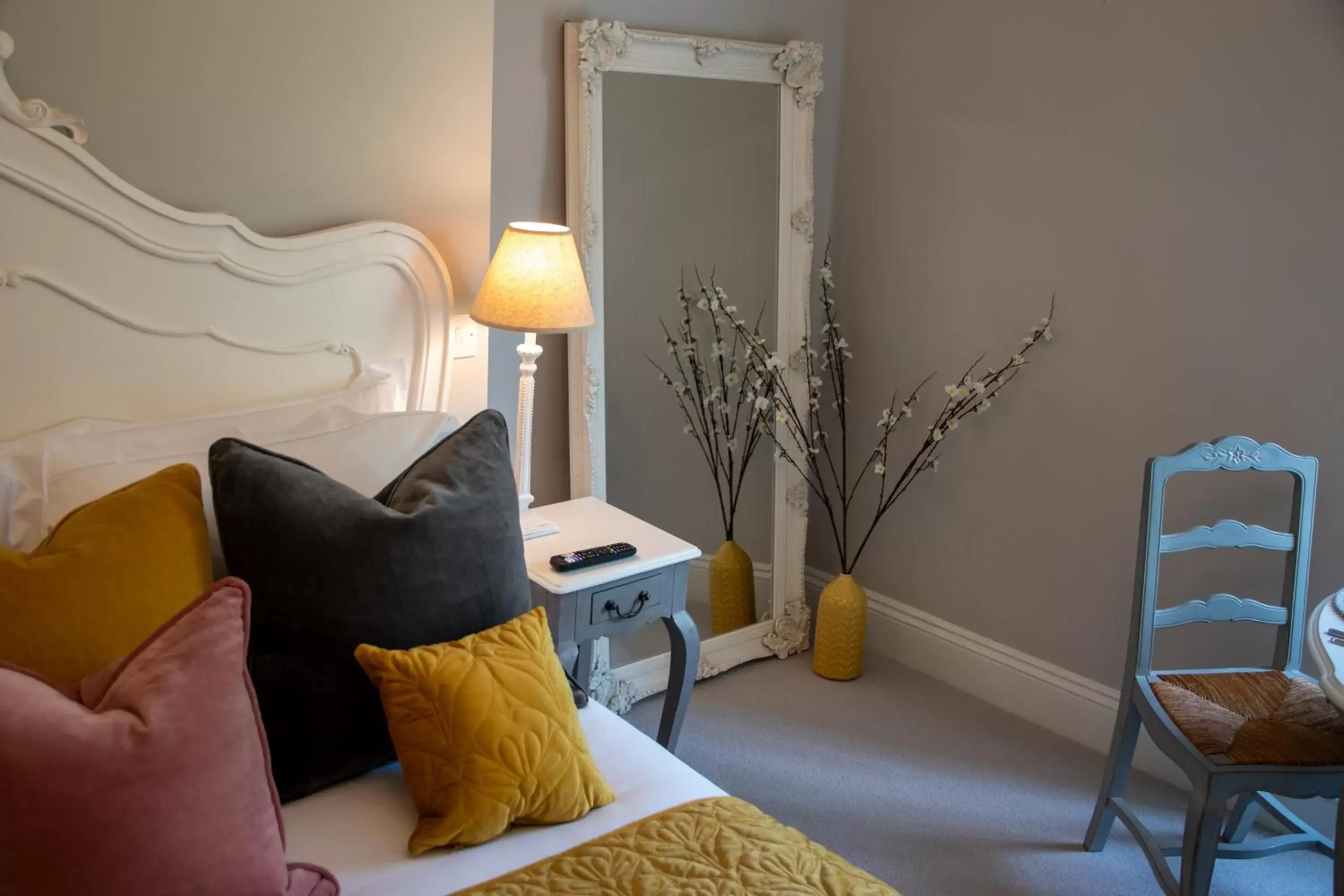 Seating Area in Apple Tree Bed and Breakfast