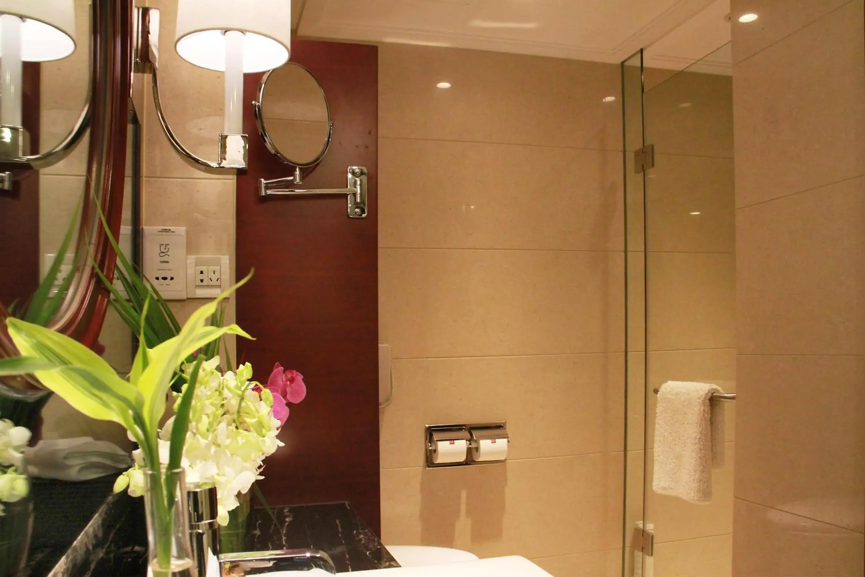 Bathroom in Central Hotel