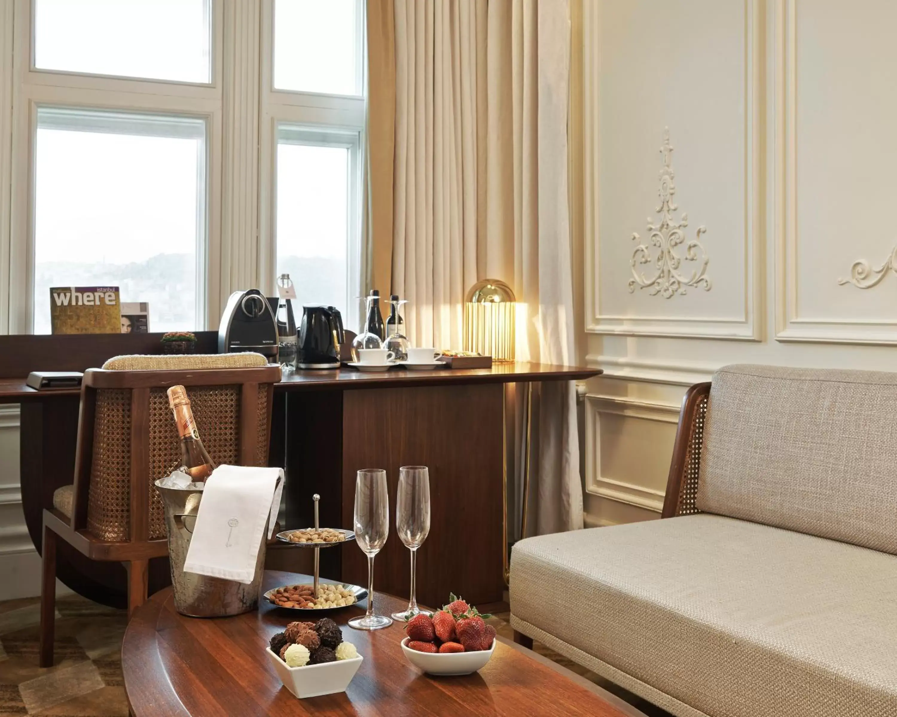 Food and drinks in The Stay Bosphorus
