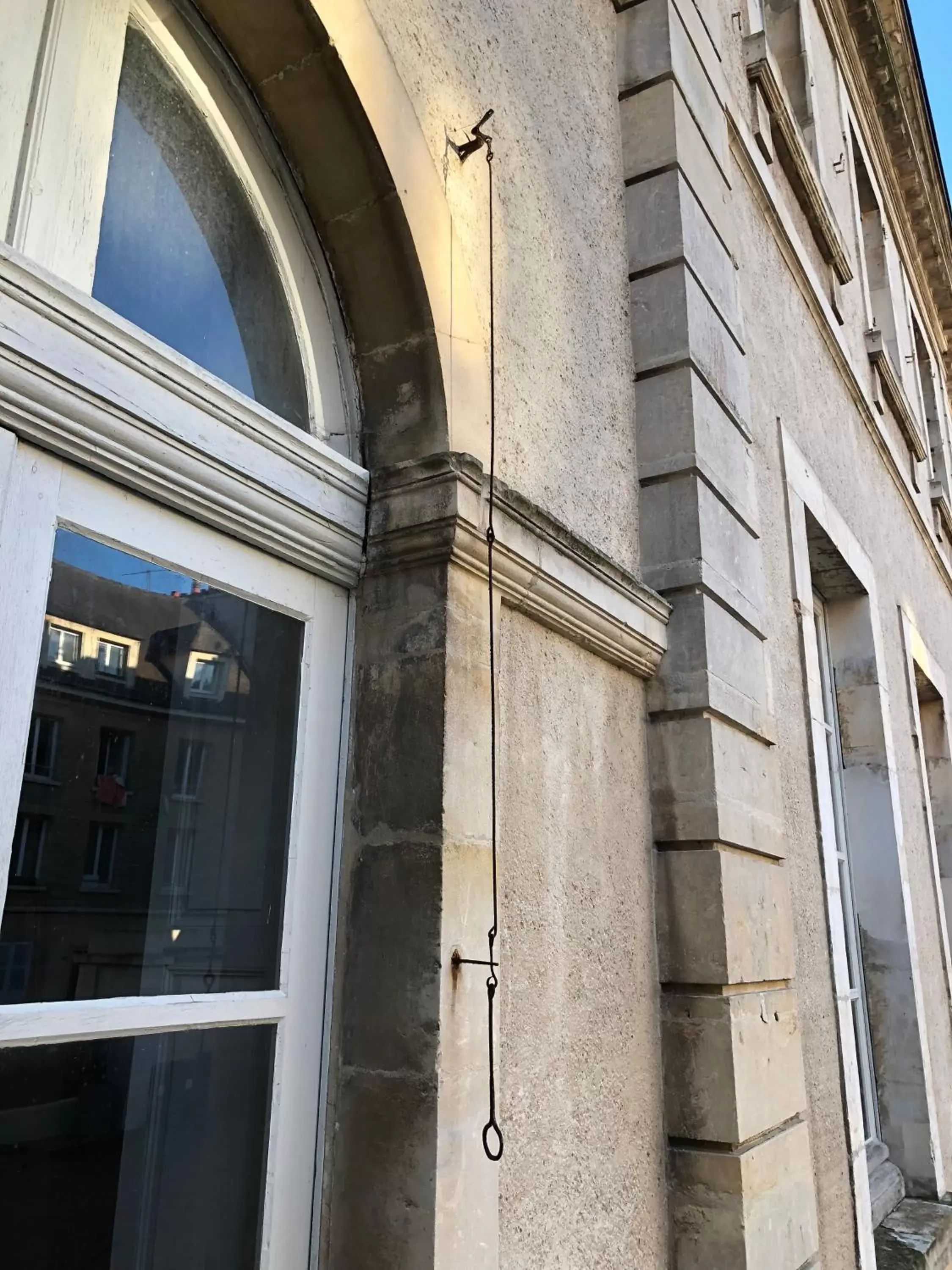 Facade/entrance, Property Building in Castel Saint-Léonard