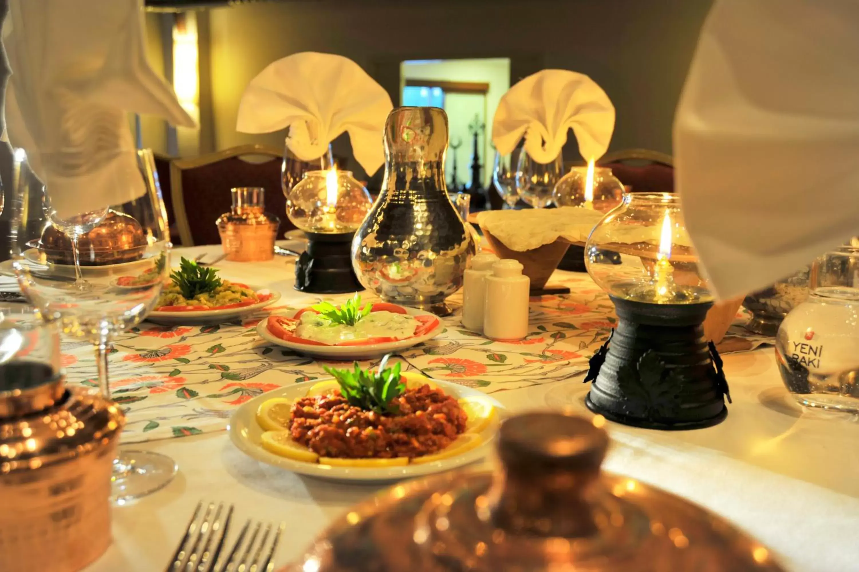 Restaurant/places to eat in Martı Myra