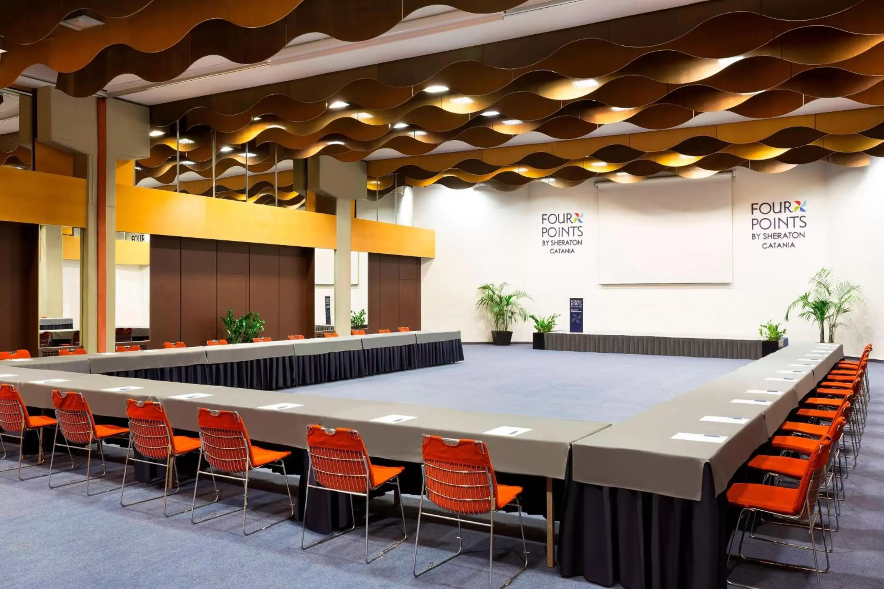 Meeting/conference room, Business Area/Conference Room in Four Points by Sheraton Catania Hotel