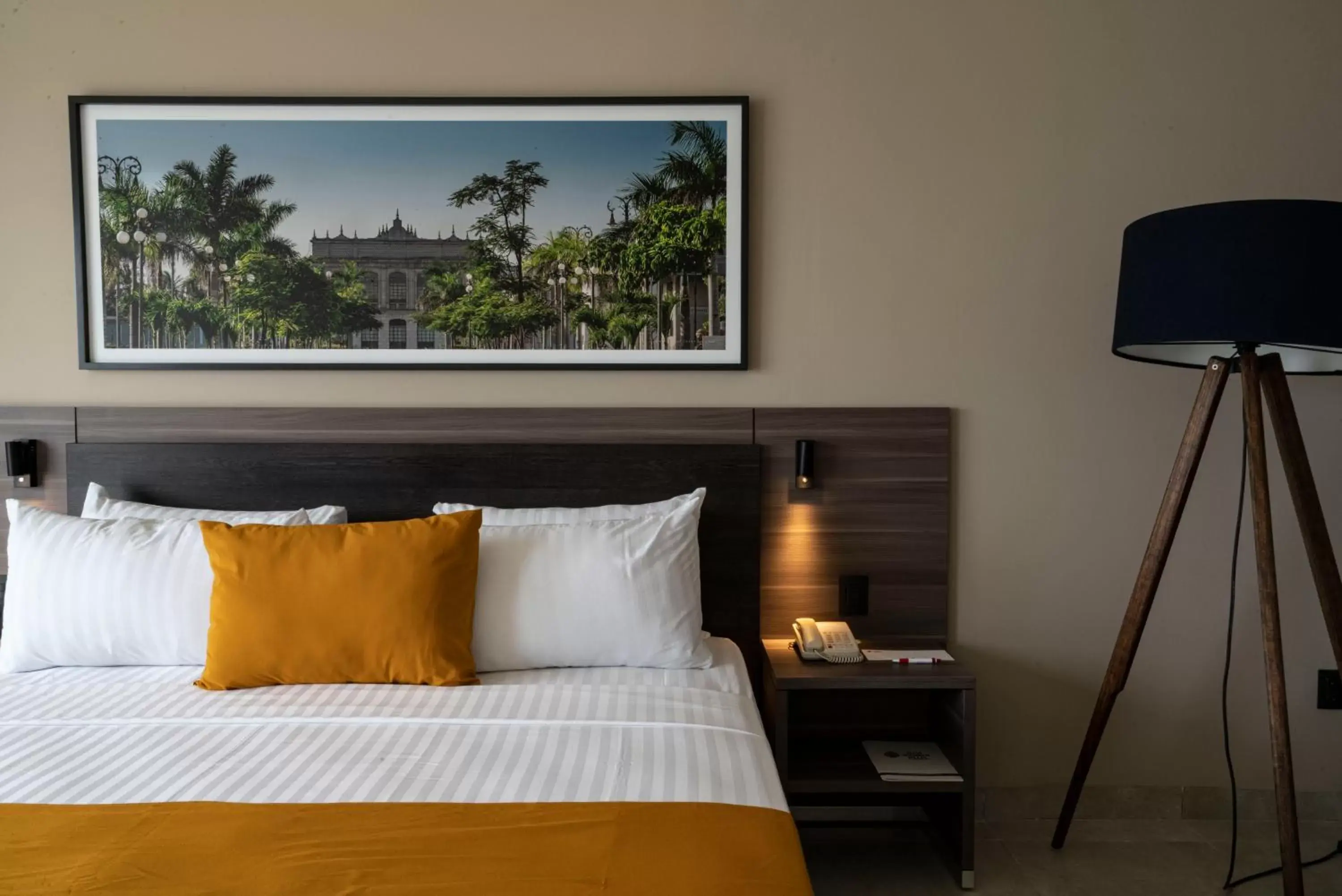 Mountain view, Bed in Best Western Plus Riviera Veracruz Mountain view, Bed in Best Western Plus Riviera Veracruz