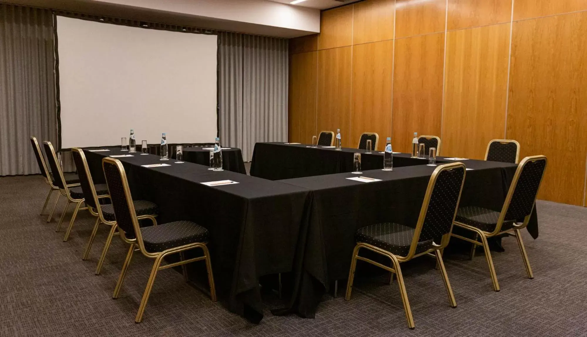 Meeting/conference room in NH Coimbra Dona Ines