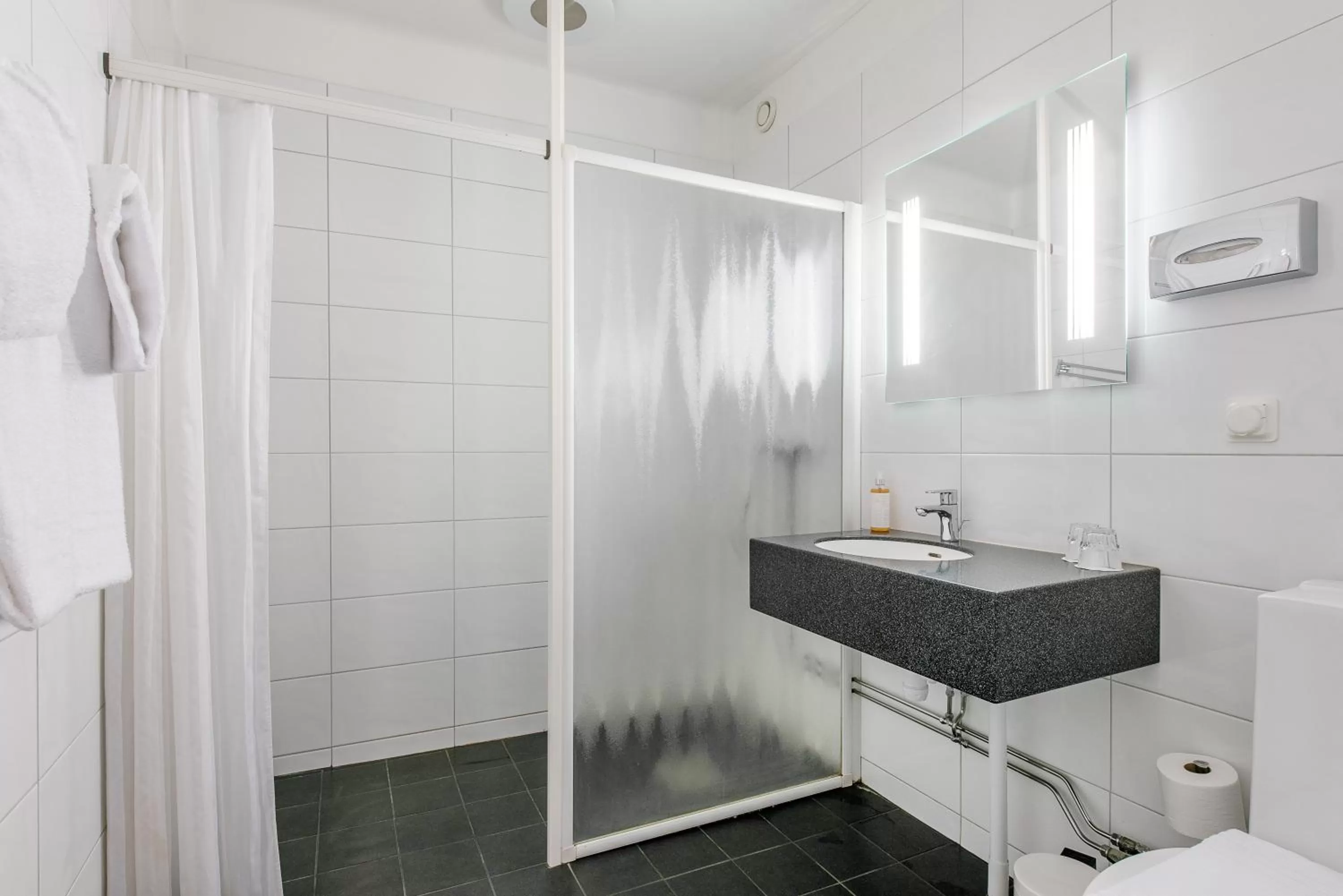 Shower in Centric Hotel