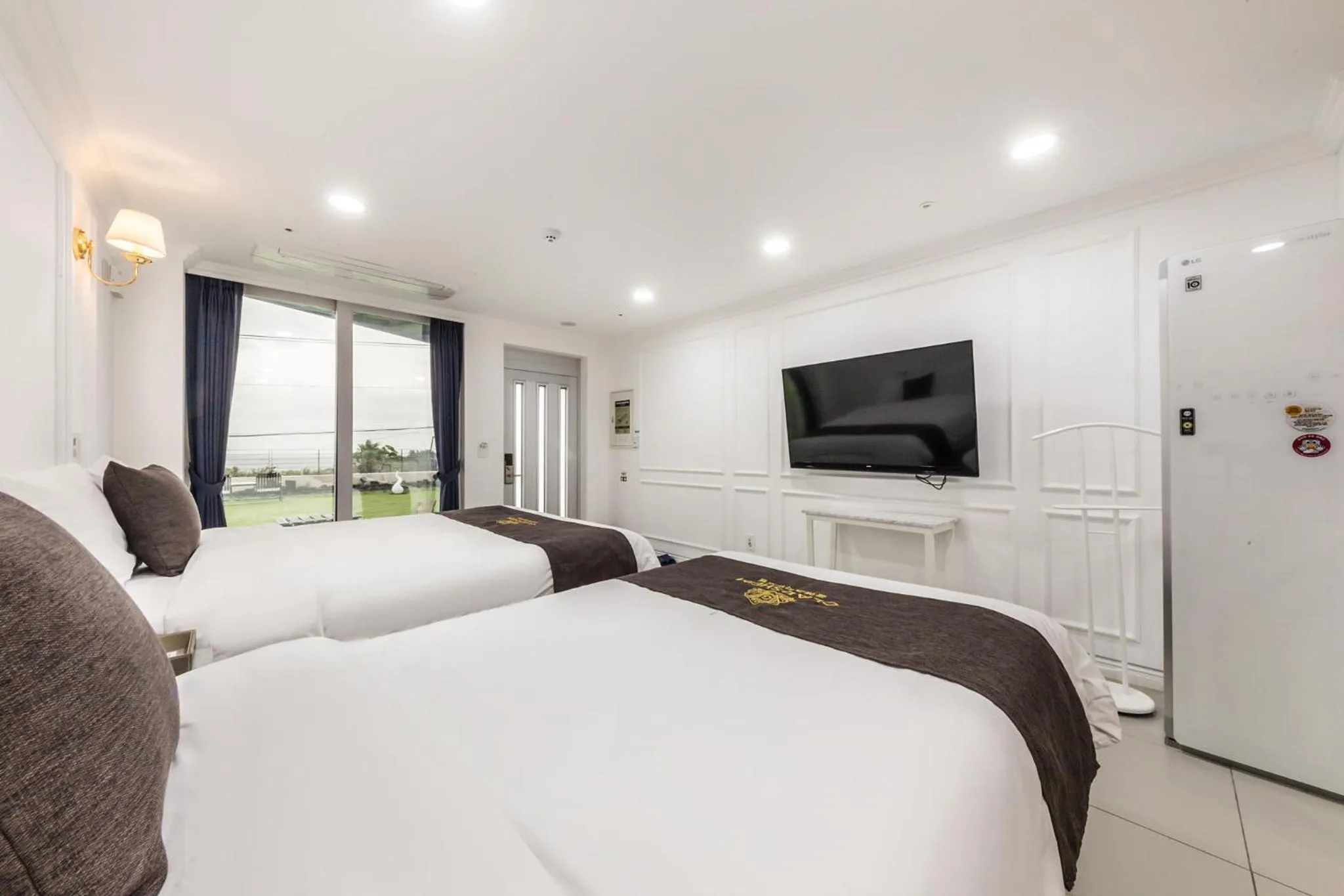 TV and multimedia, Bed in Gladsheim Hotel