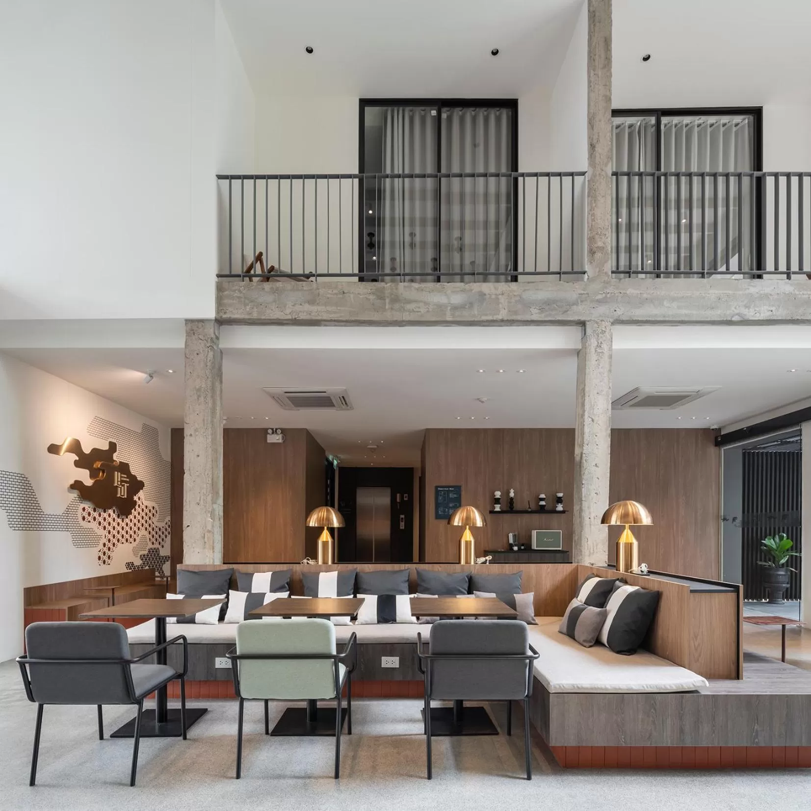 Lobby or reception in Lilit Bang Lumphu Hotel