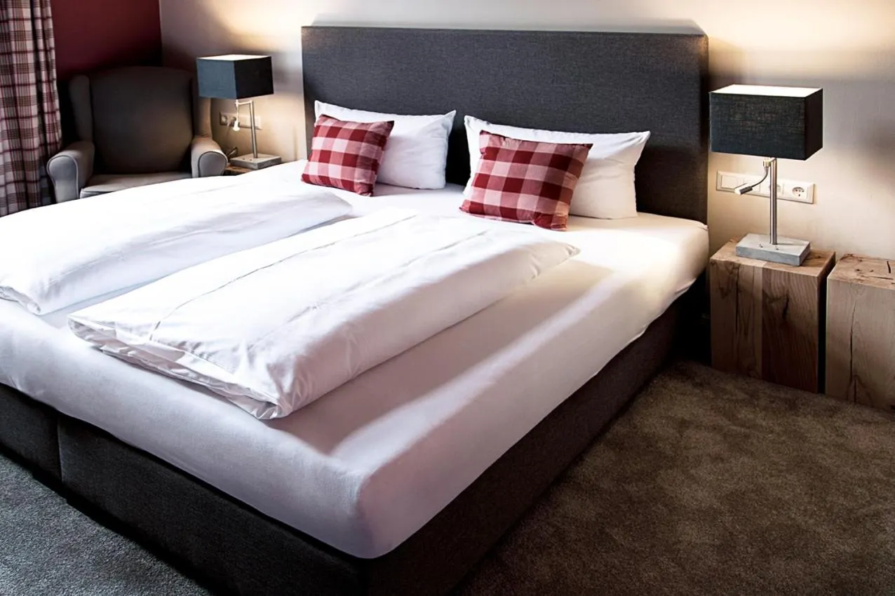 Bed in Hotel Alt Nürnberg -Ohne Lift-