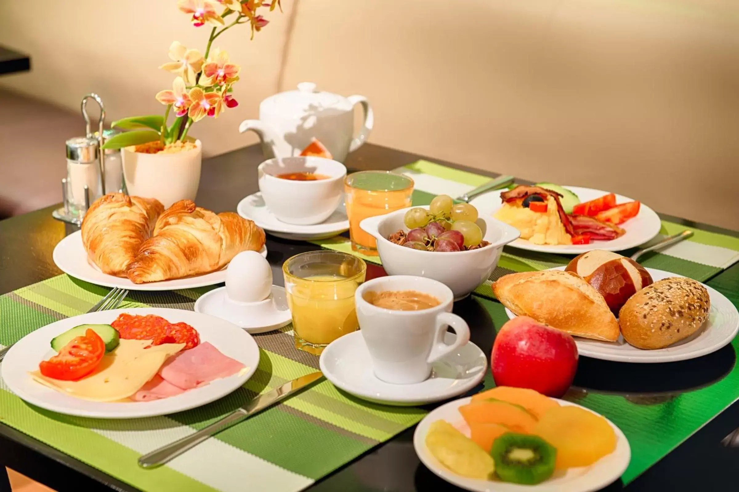 Restaurant/places to eat, Breakfast in Leonardo Boutique Hotel Rigihof Zurich