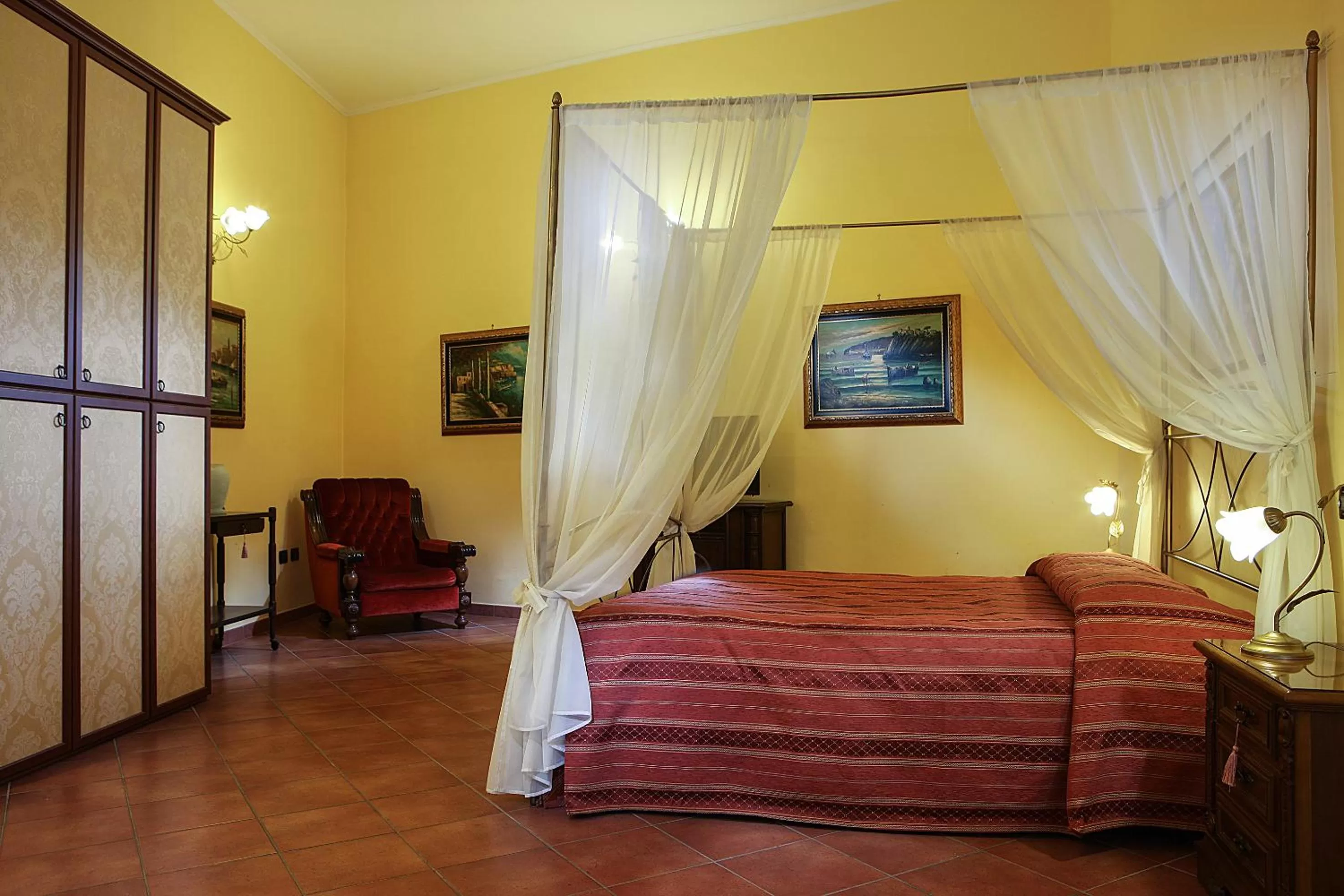 Bed in Grand Hotel Capodimonte