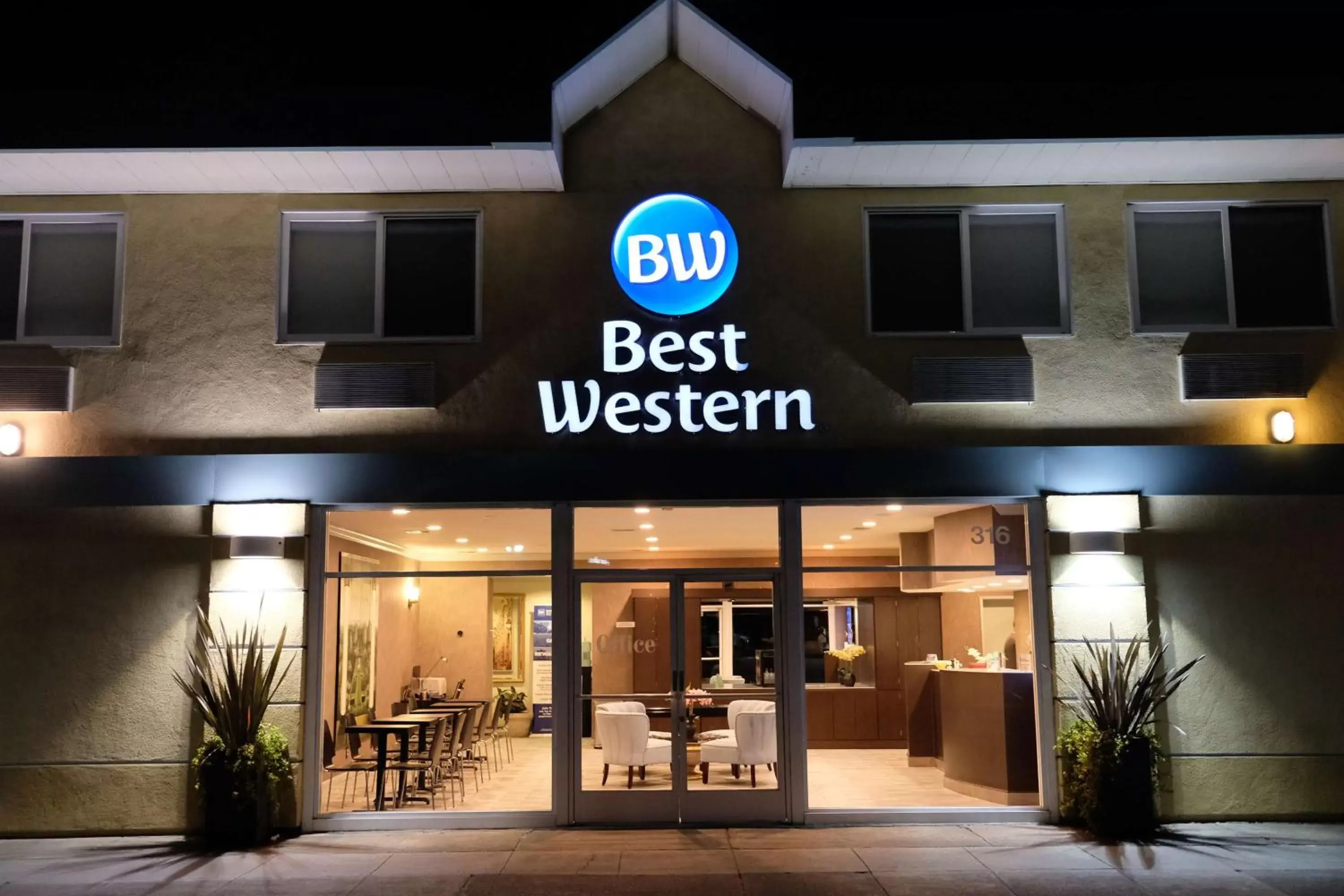 Property building in Best Western Inn