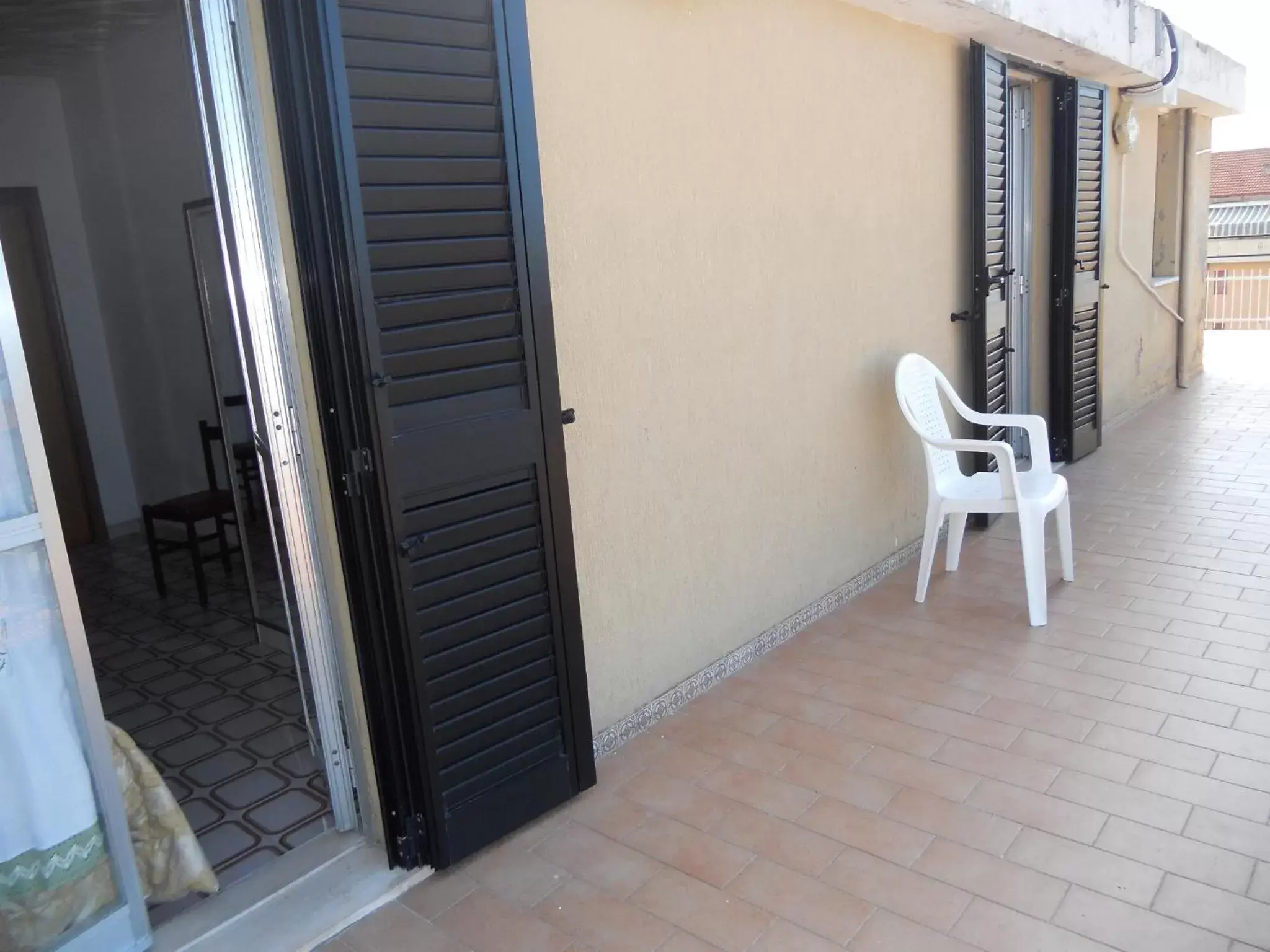 Patio, Balcony/Terrace in B&B - Hotel Blurelda